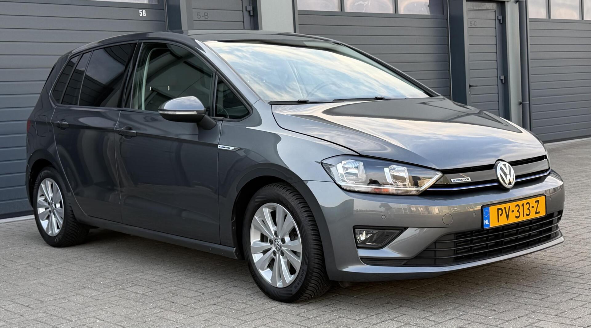 Foto van Volkswagen Golf Sportsvan