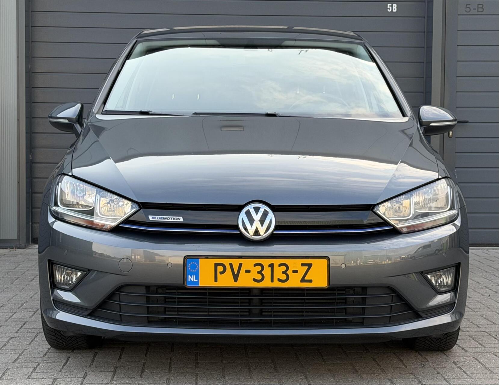 Foto van Volkswagen Golf Sportsvan