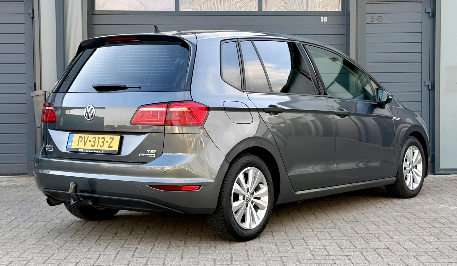 Foto van Volkswagen Golf Sportsvan