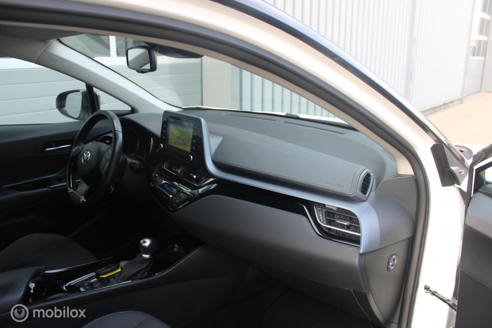 Foto van Toyota Toyota C-hr