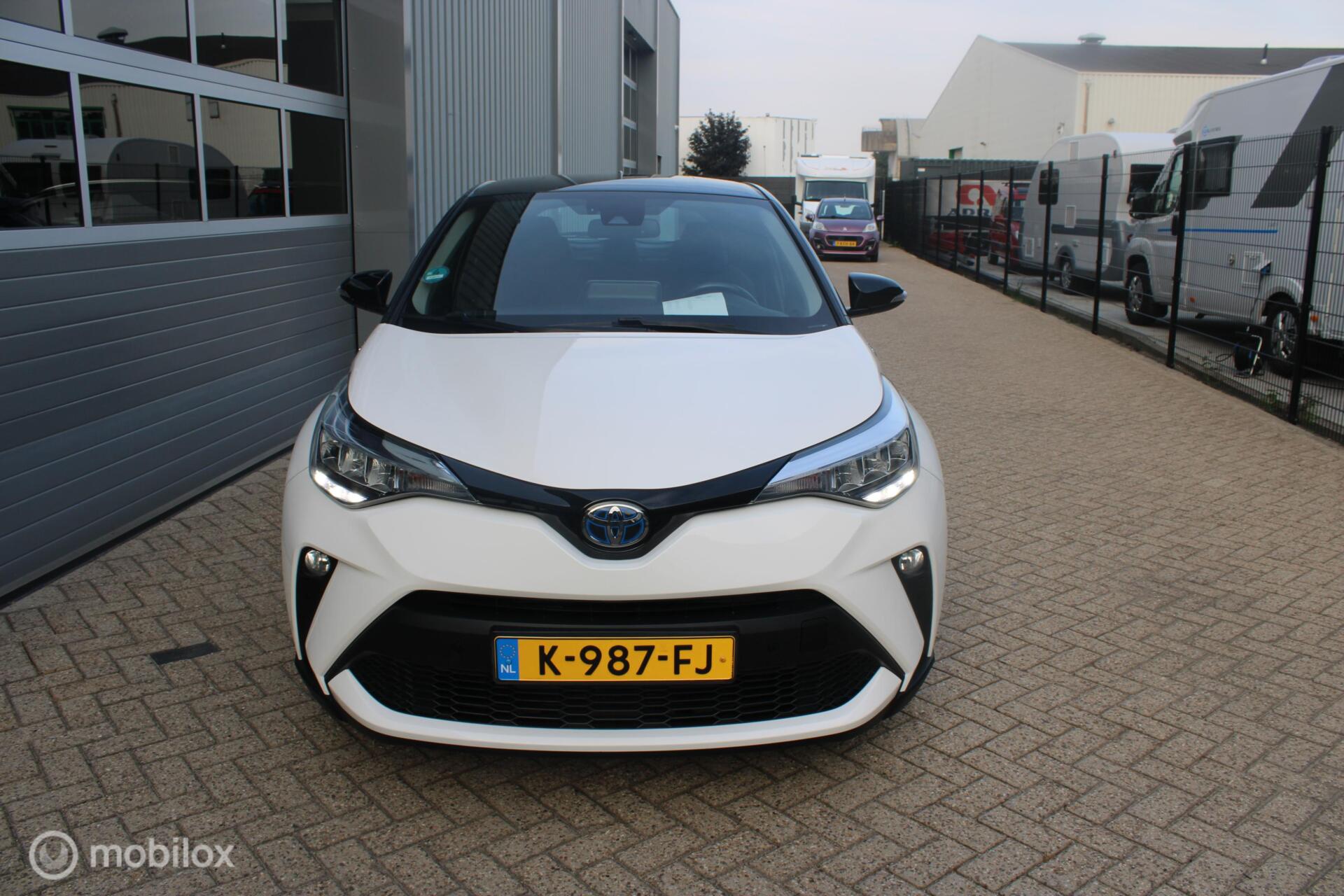Foto van Toyota Toyota C-hr