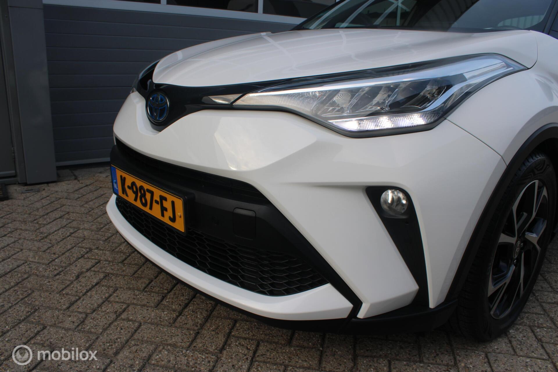 Foto van Toyota Toyota C-hr
