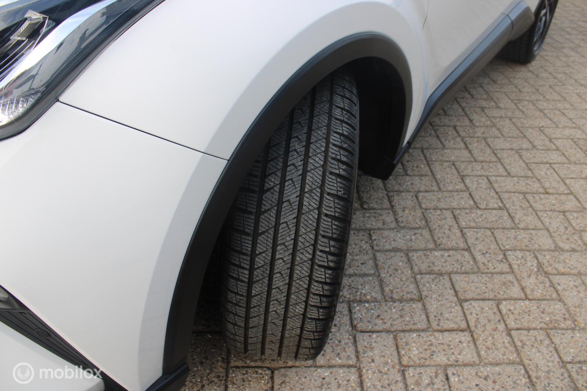 Foto van Toyota Toyota C-hr
