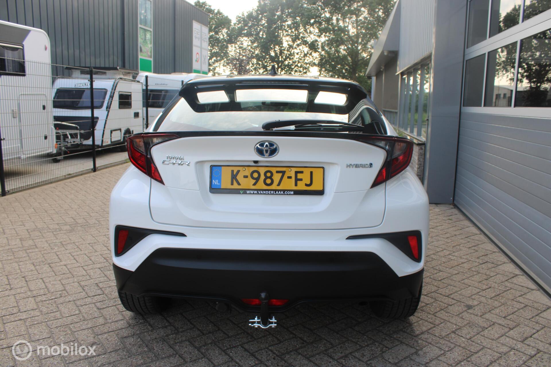 Foto van Toyota Toyota C-hr