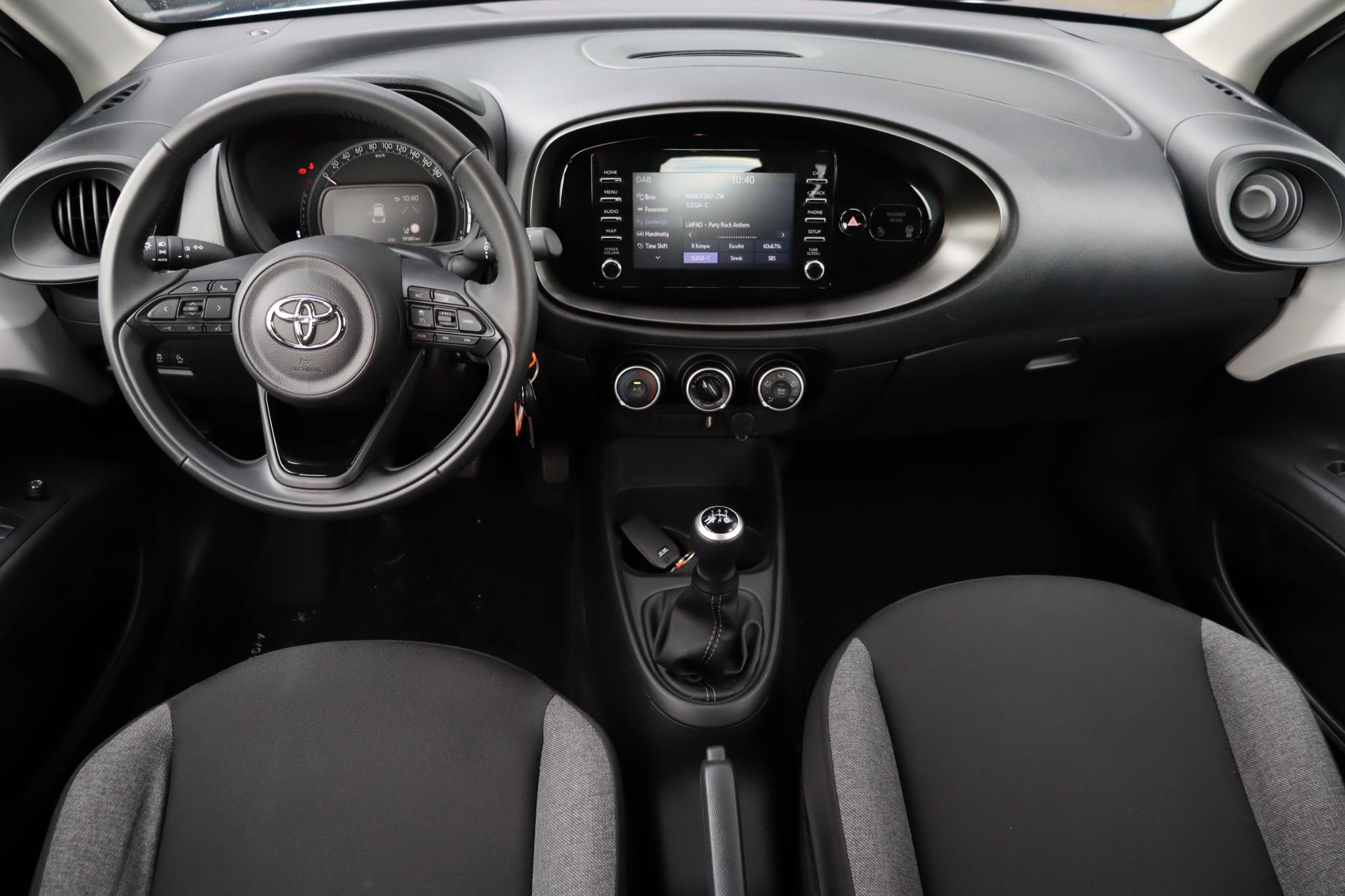 Foto van Toyota Toyota Aygo X