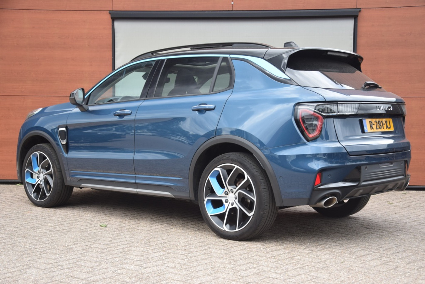 Foto van Lynk&co LYNK & Co 01