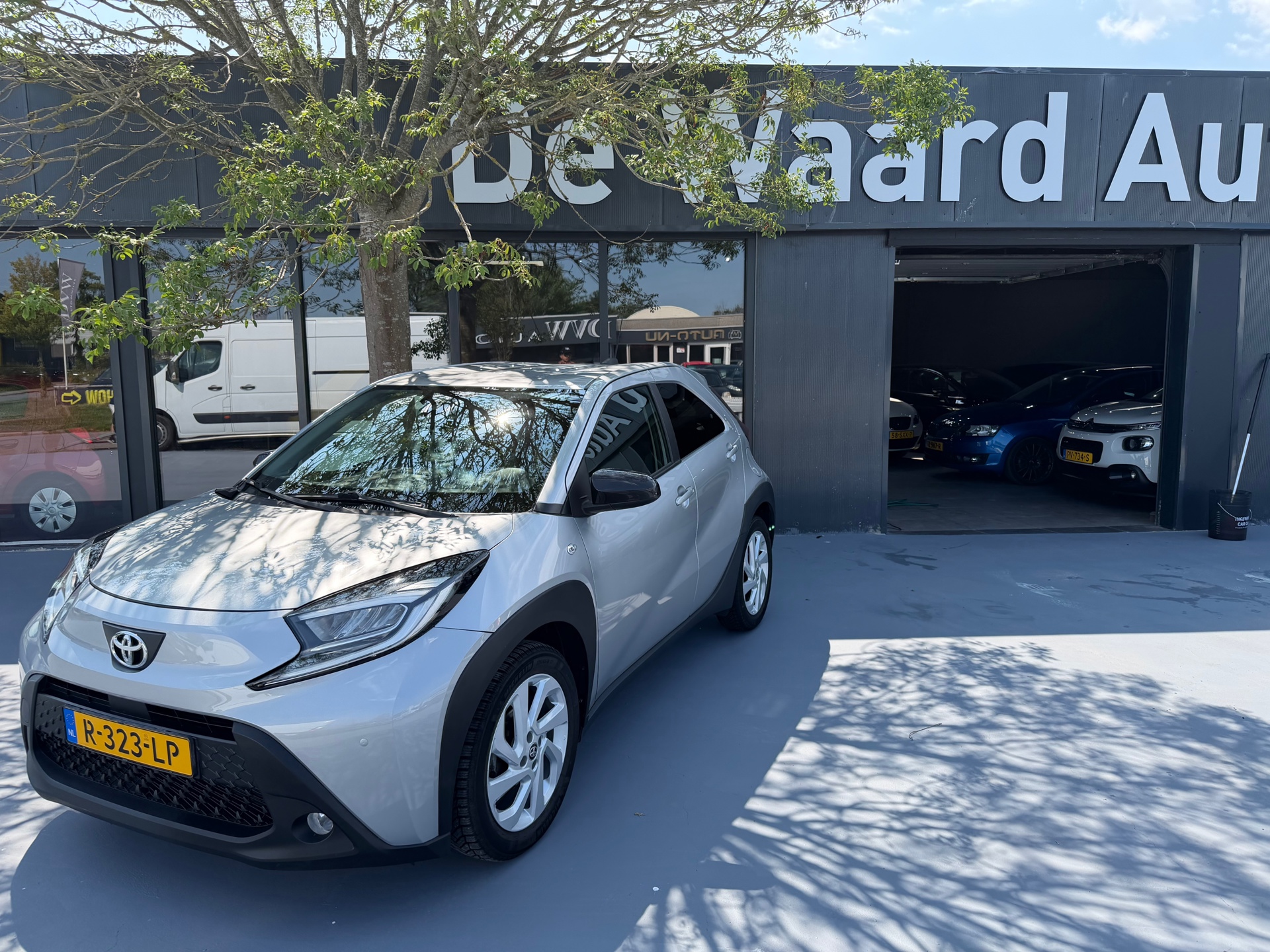 Toyota Toyota Aygo X 1.0 VVT-i MT first/ airco/camera/ LM velgen/12 maanden garantie 2022 - voorkant