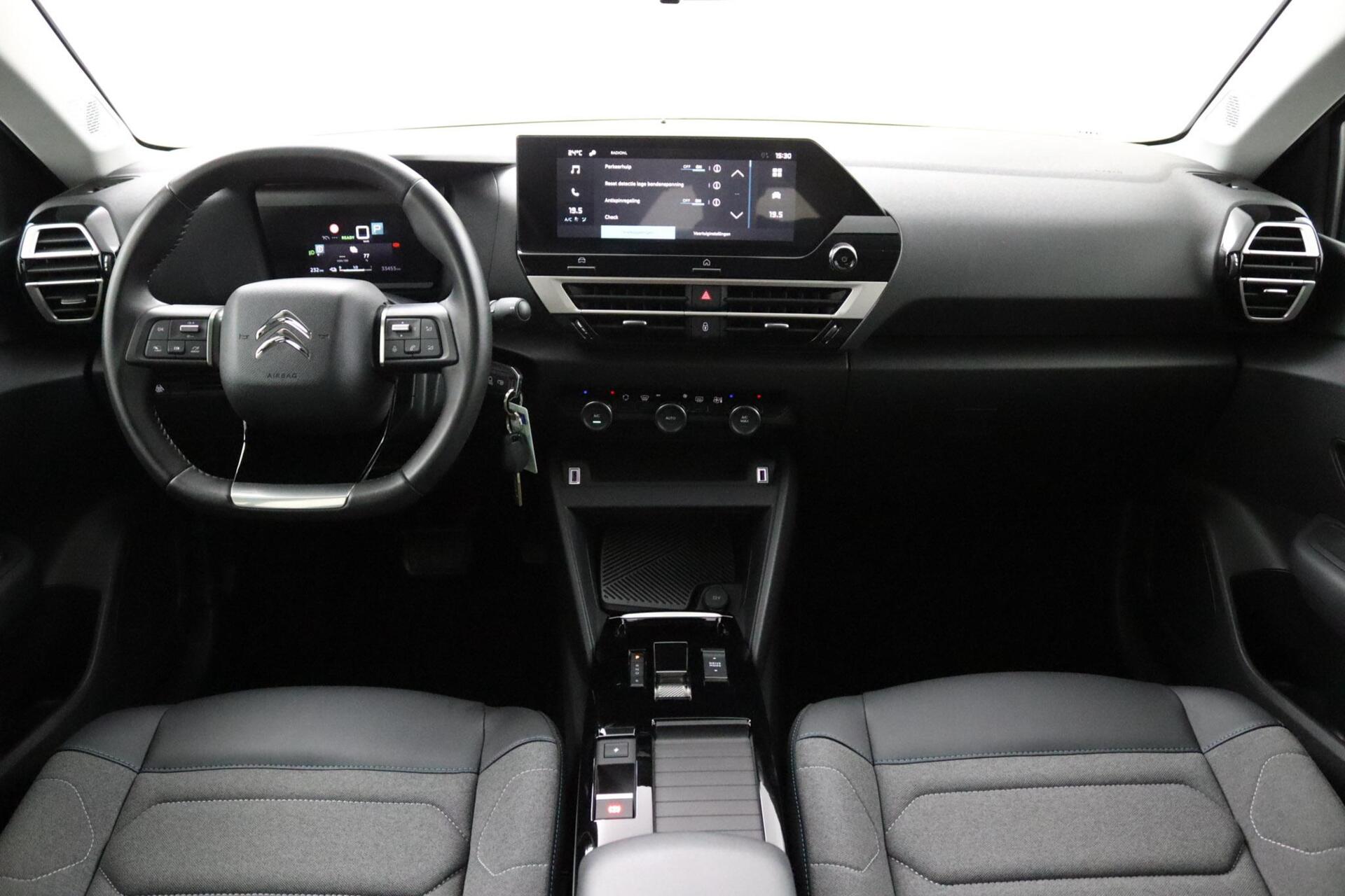 Foto van Citroen E-c4