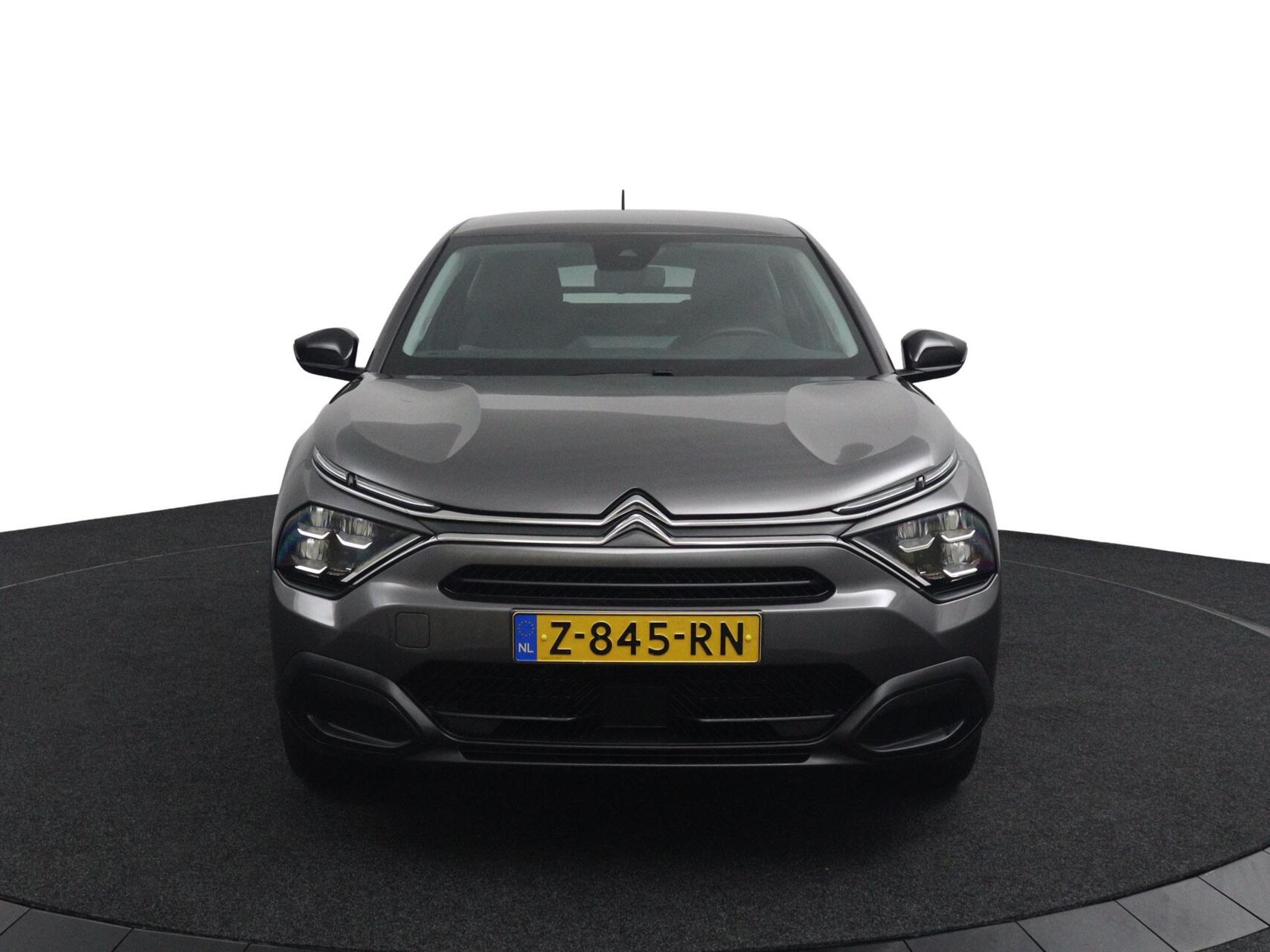 Foto van Citroen E-c4
