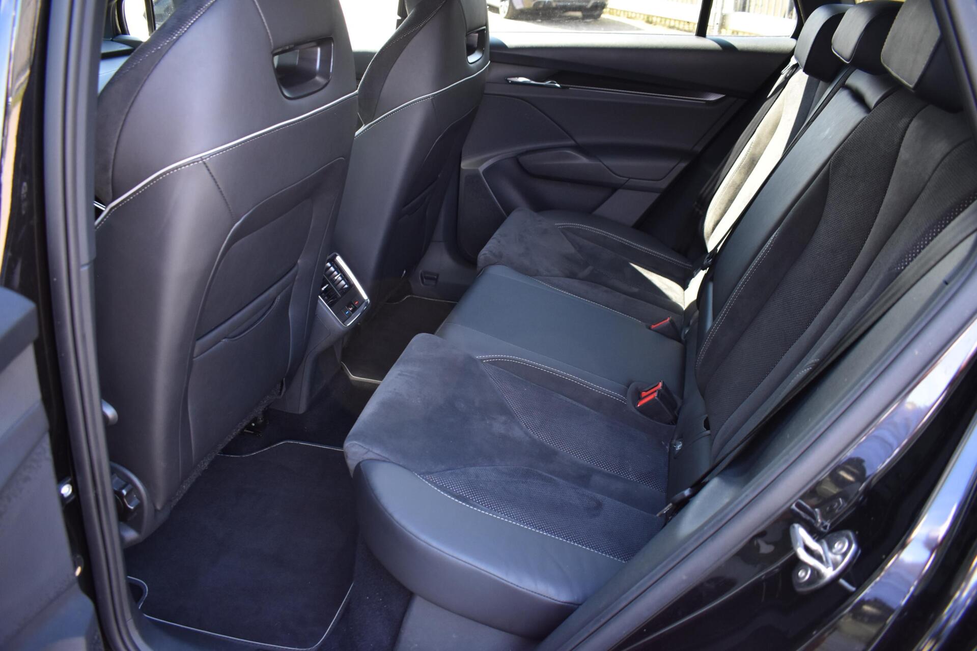 Foto van Skoda Enyaq 60