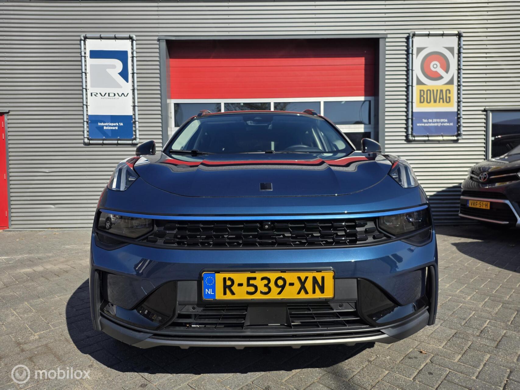 Foto van Lynk&co LYNK & Co 01