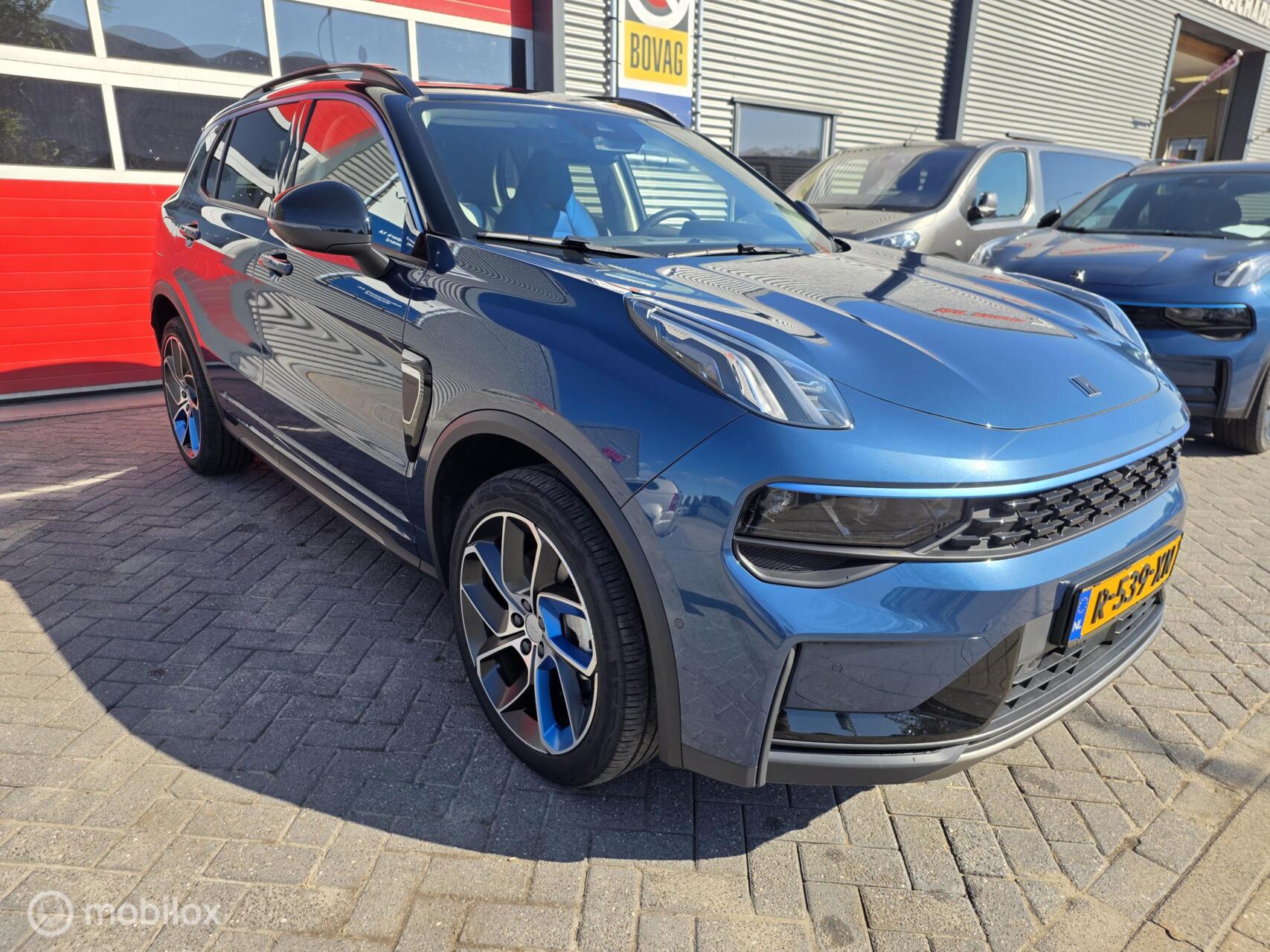 Foto van Lynk&co LYNK & Co 01