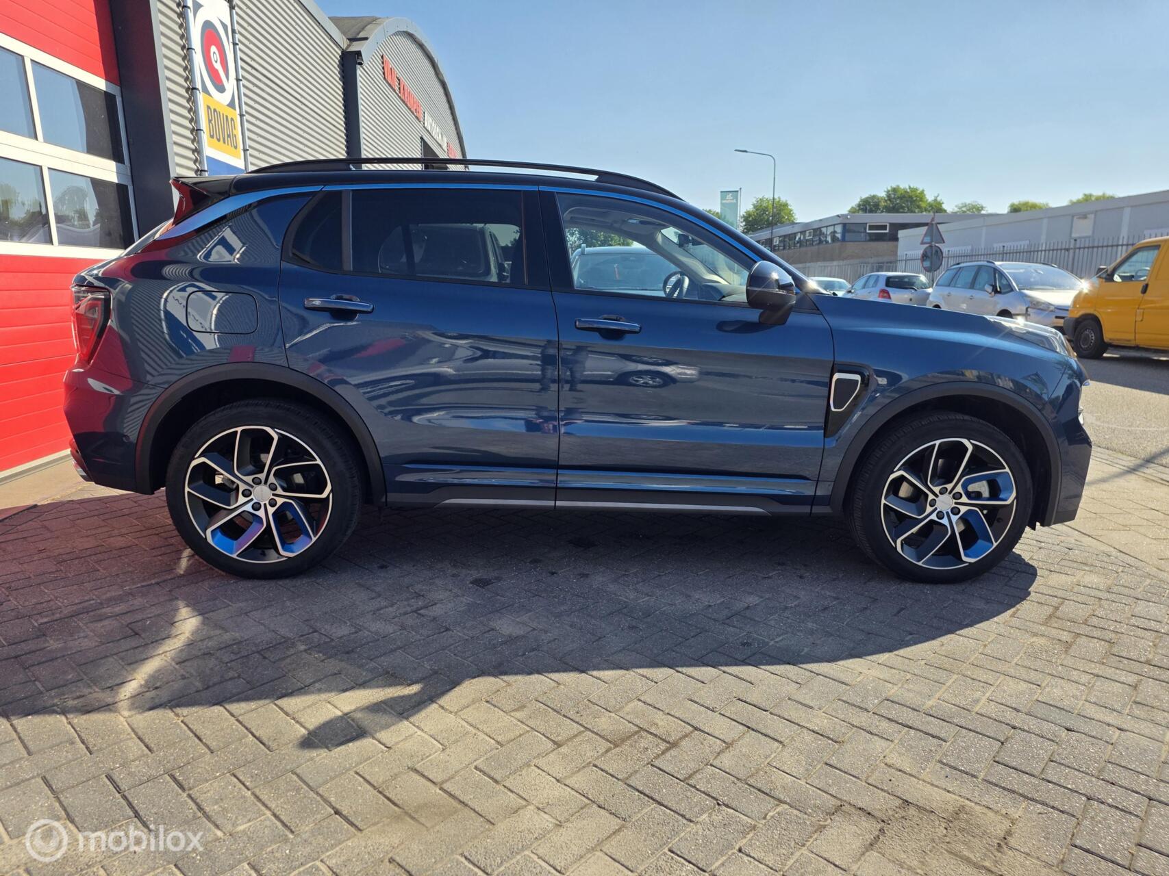 Foto van Lynk&co LYNK & Co 01