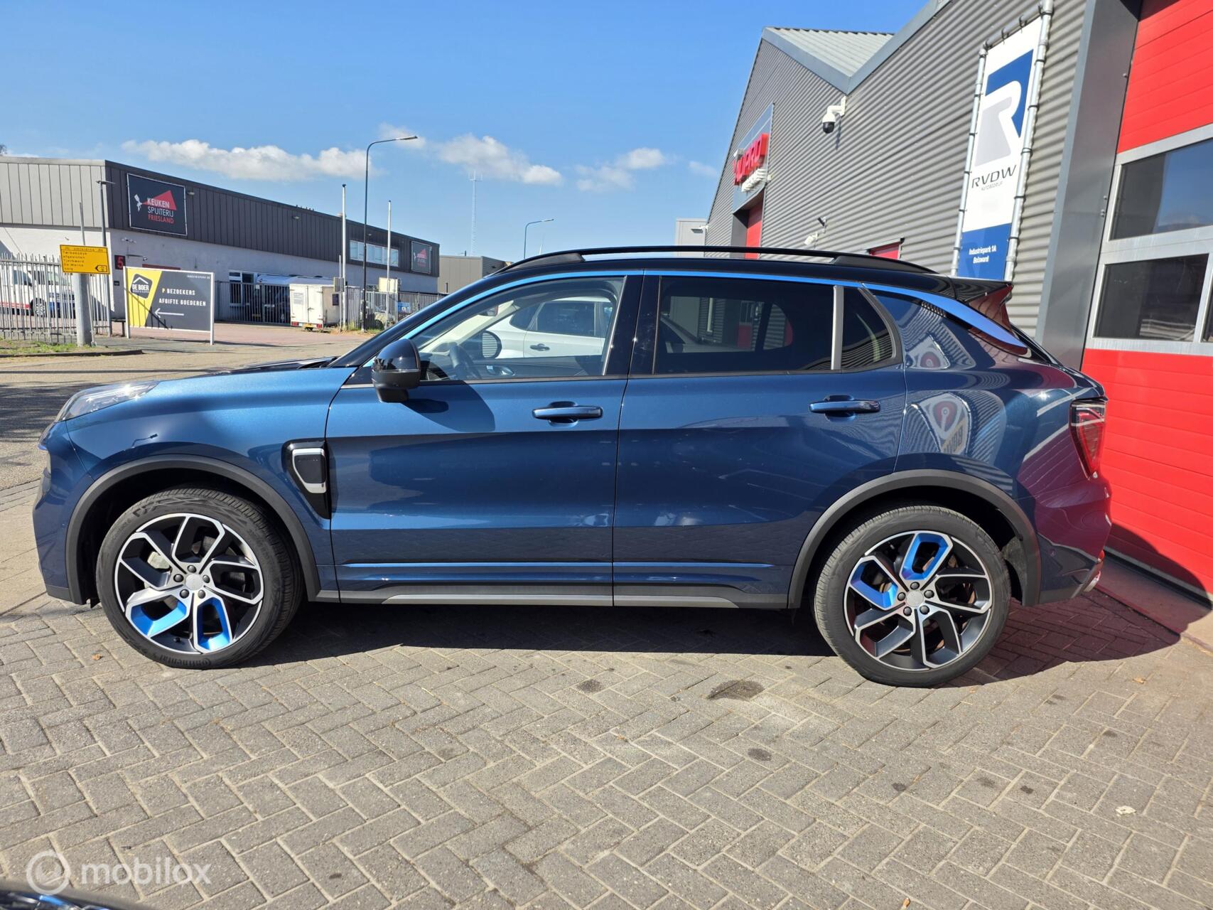 Foto van Lynk&co LYNK & Co 01