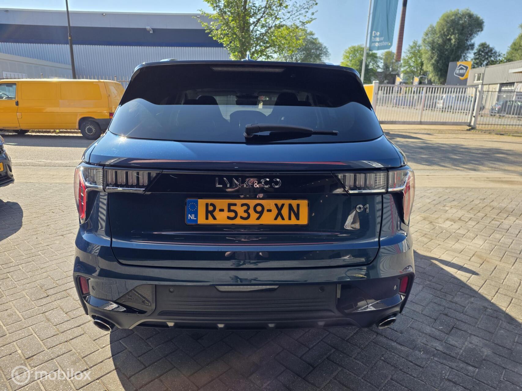 Foto van Lynk&co LYNK & Co 01