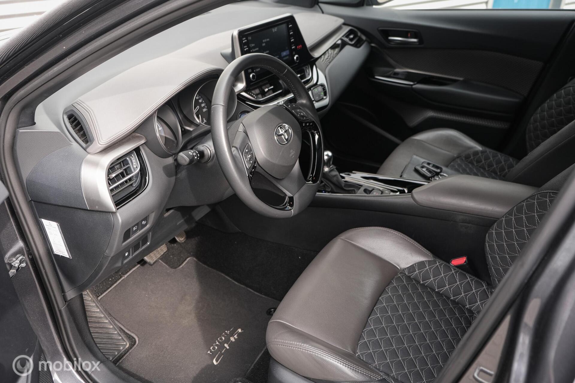 Foto van Toyota Toyota C-hr