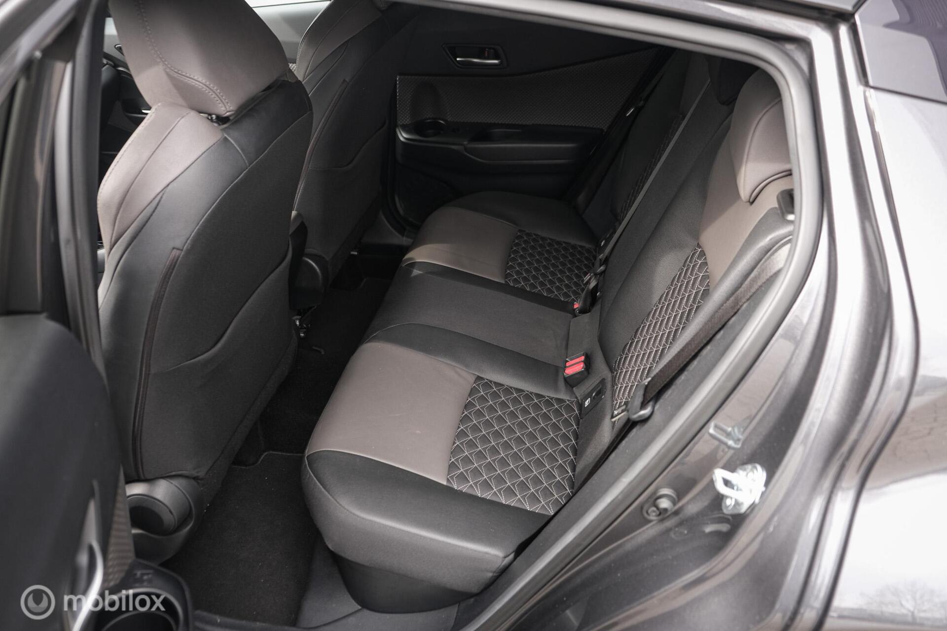 Foto van Toyota Toyota C-hr