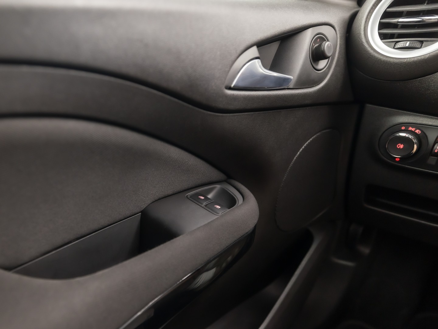Foto van Opel Adam