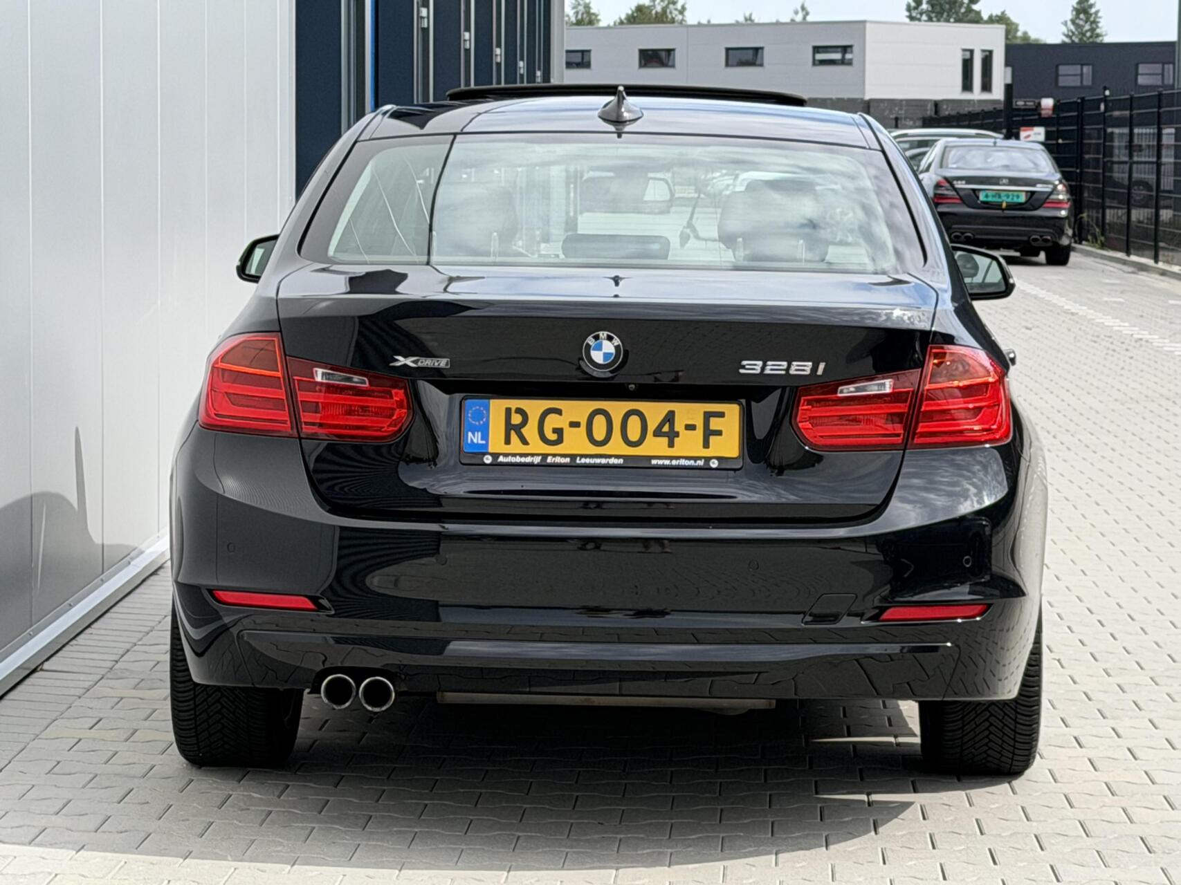 Foto van BMW 328i xDrive