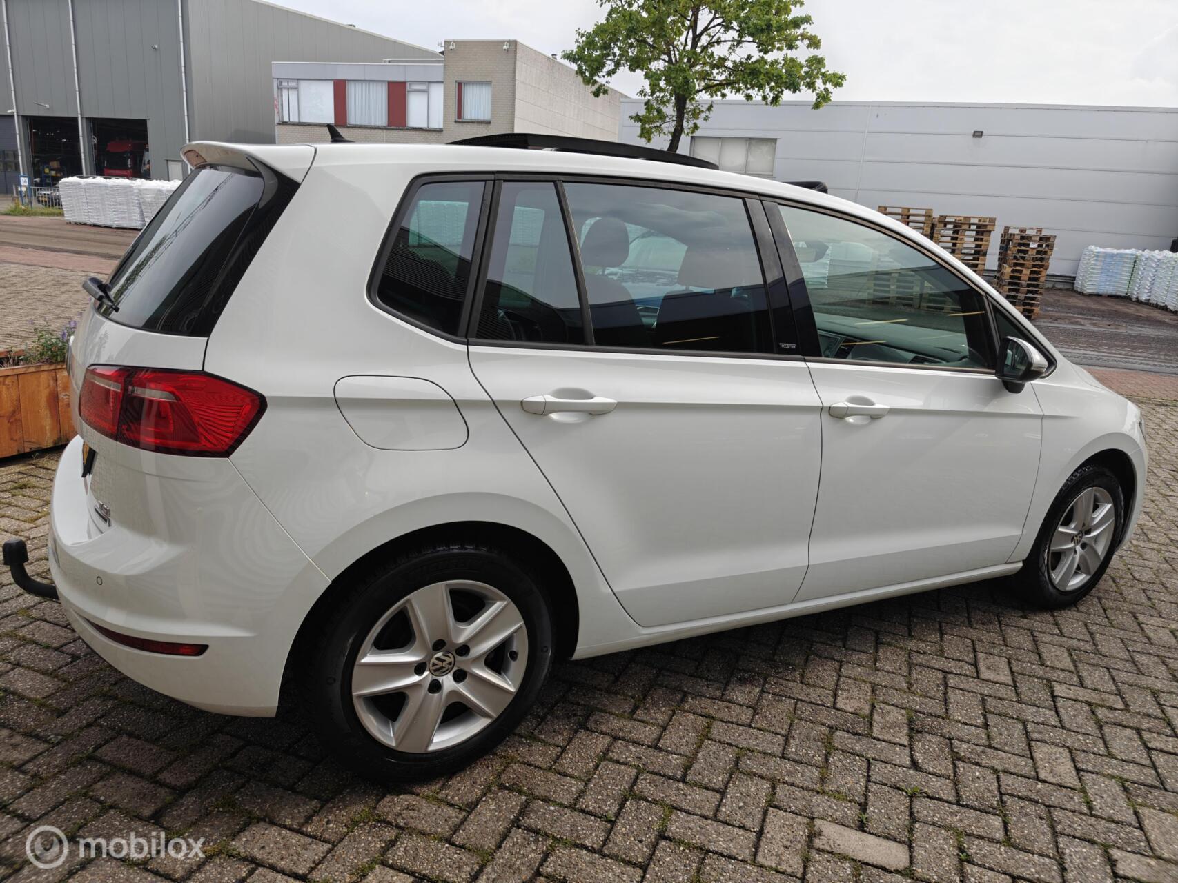 Foto van Volkswagen Golf Sportsvan