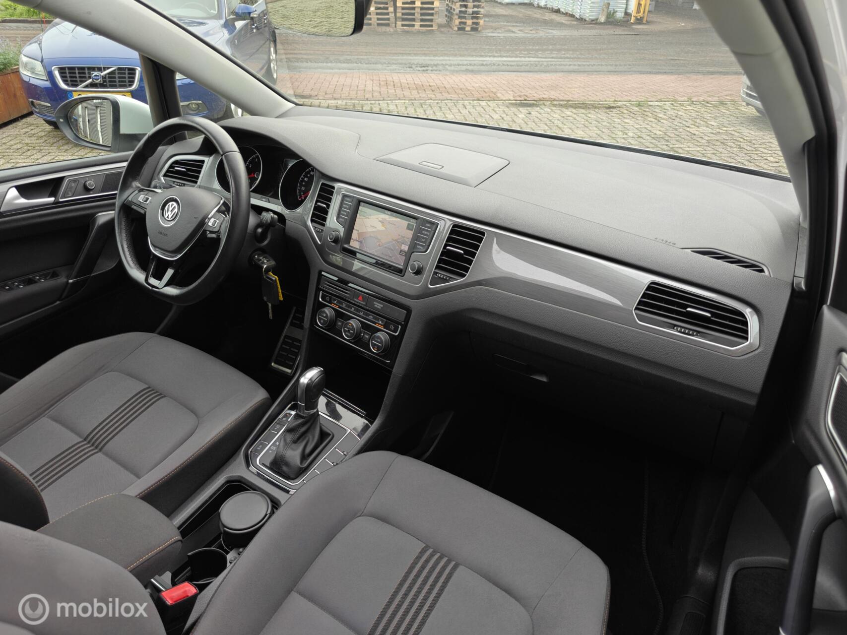 Foto van Volkswagen Golf Sportsvan