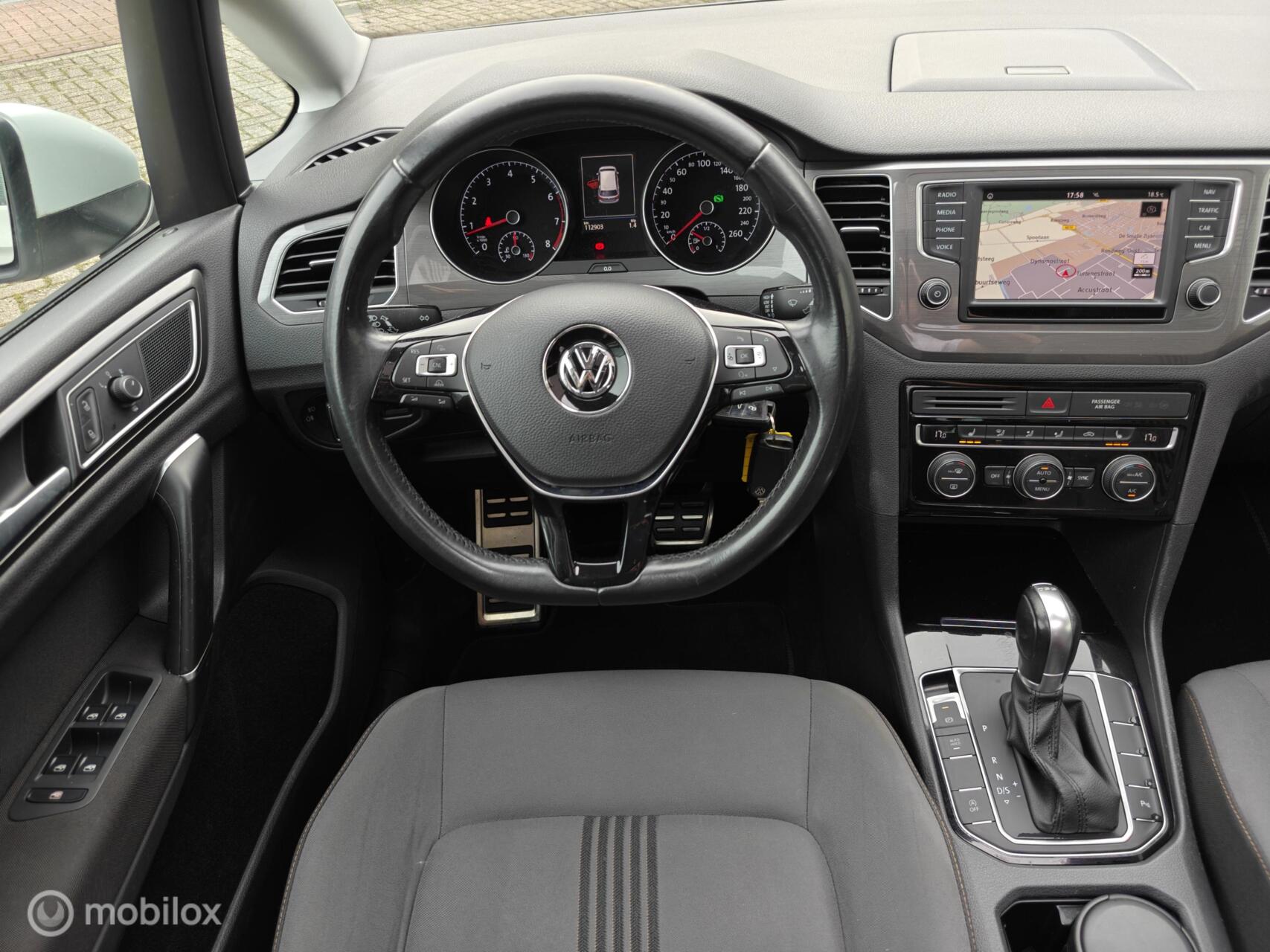 Foto van Volkswagen Golf Sportsvan