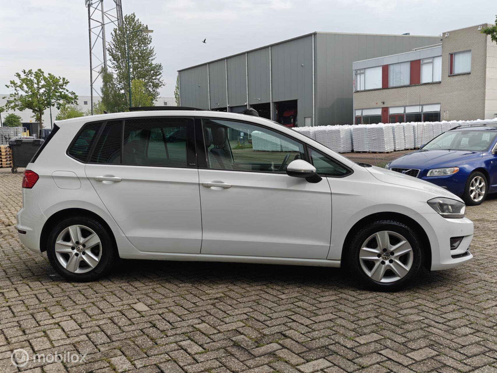 Foto van Volkswagen Golf Sportsvan