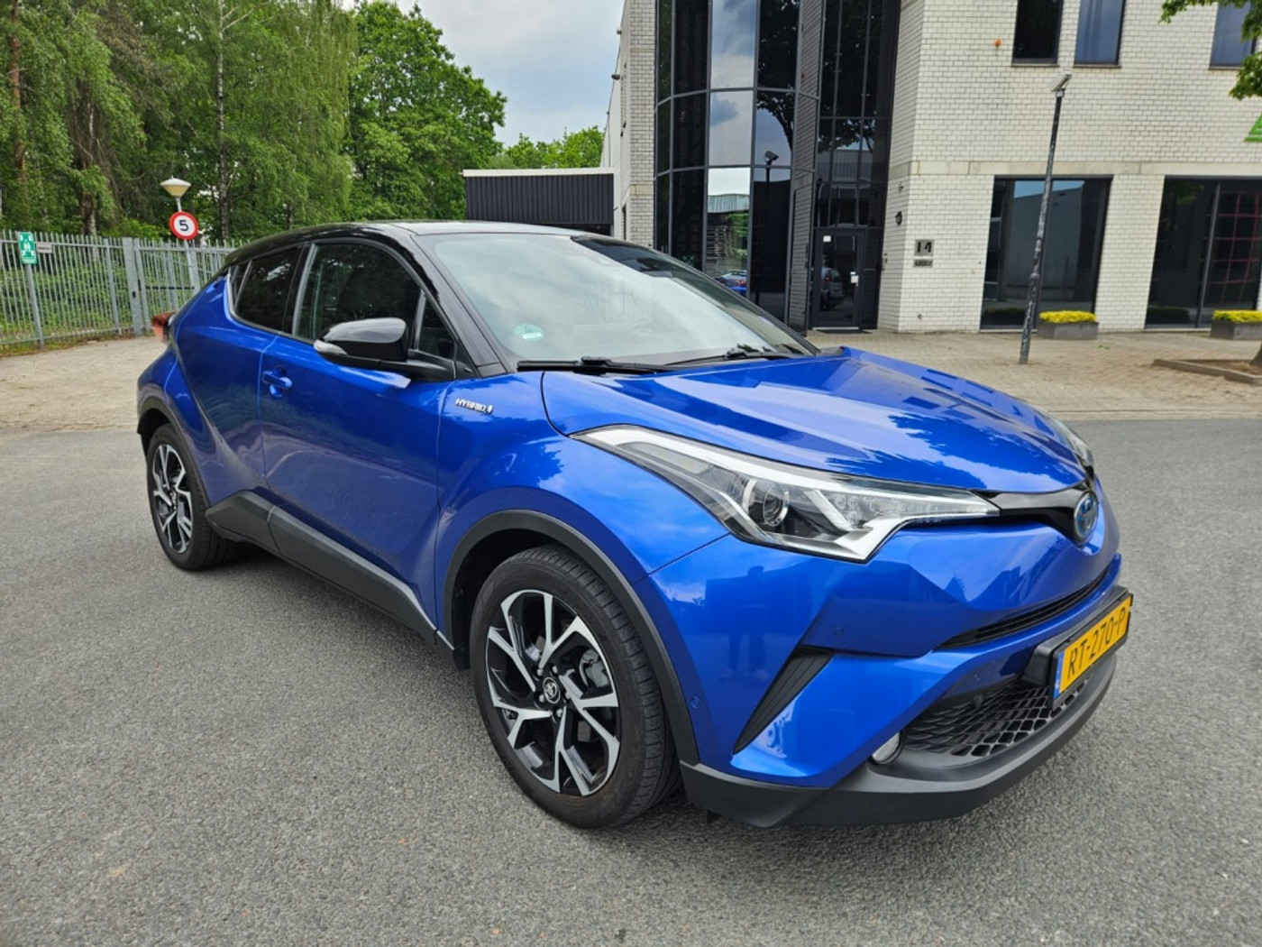 Foto van Toyota Toyota C-hr