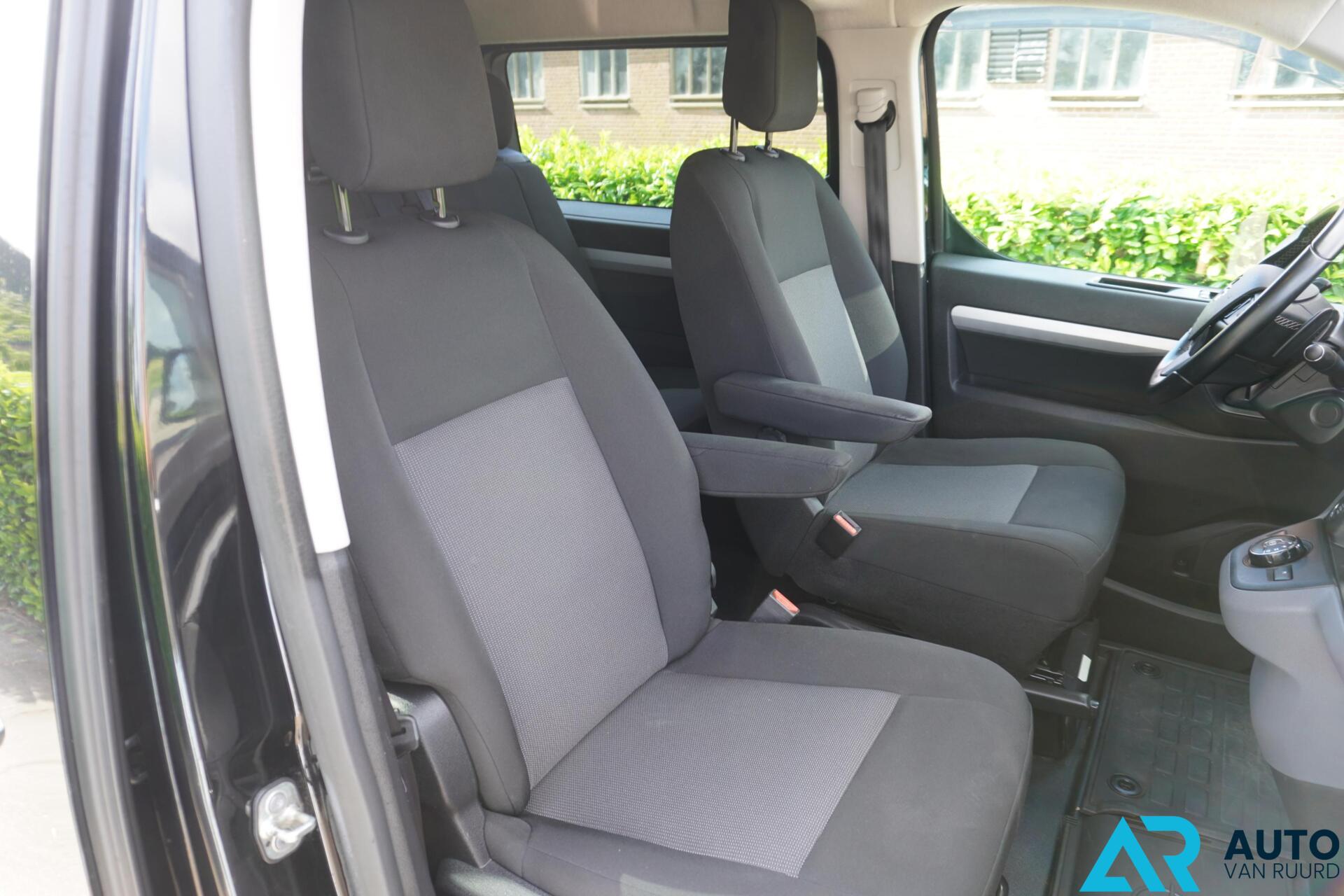 Foto van Opel Vivaro