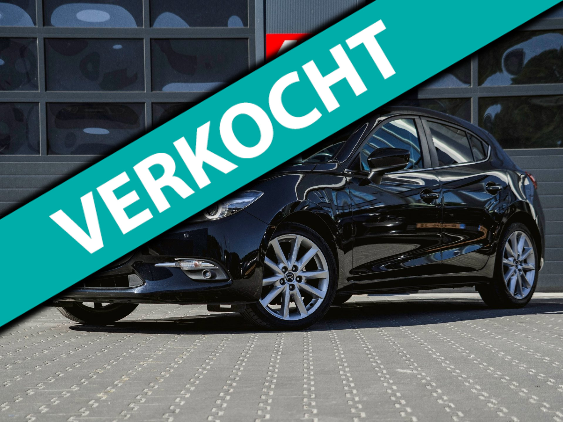 Mazda Mazda3 2.0 SkyActiv-G 120 TS+ | HEAD UP | WINTERPAKKET | CLIMA | 2018 - voorkant