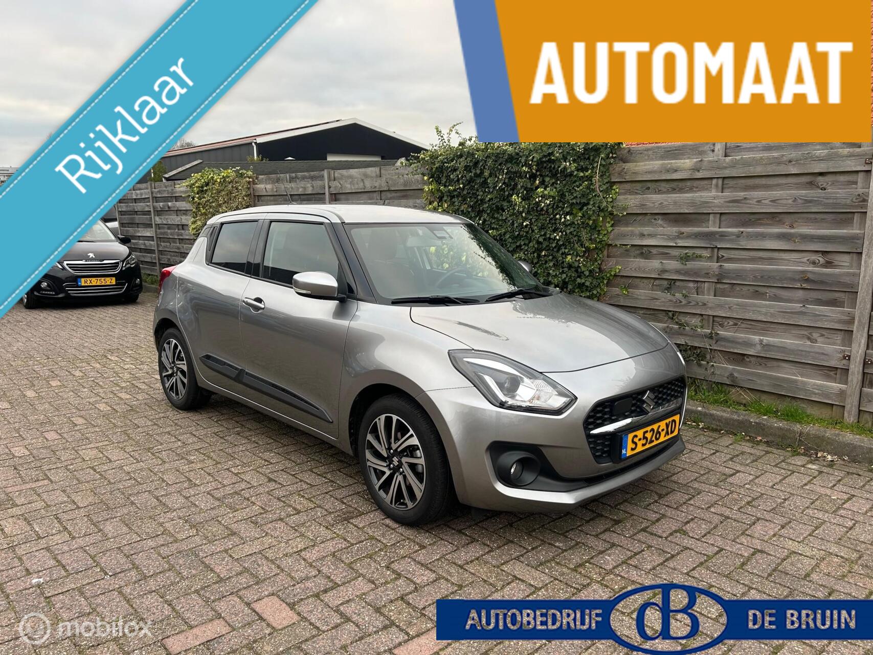 Suzuki Swift 1.2 Style Smart Hybrid Automaat Navigatie, camera 2023 - voorkant