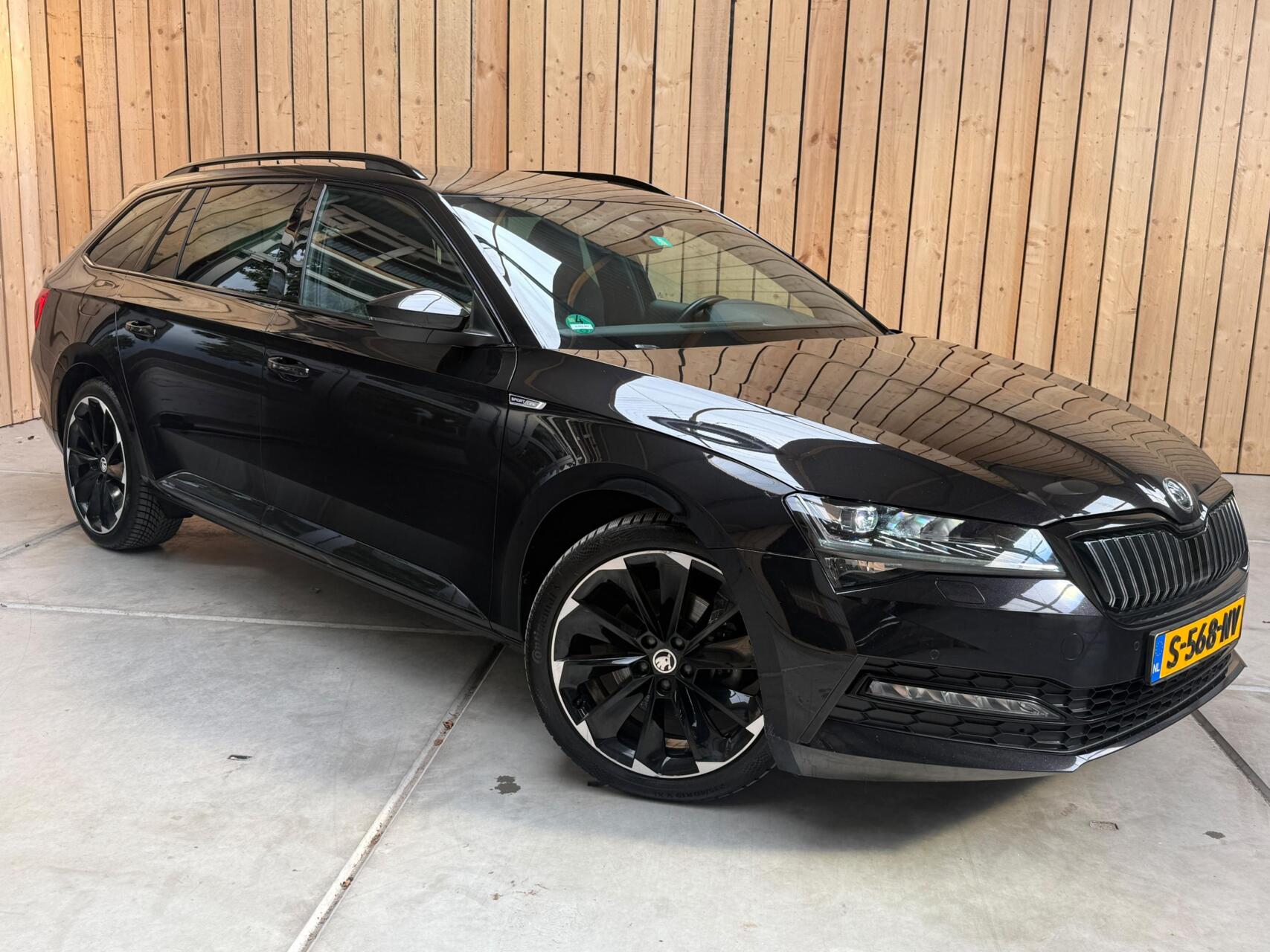 Foto van Skoda Superb