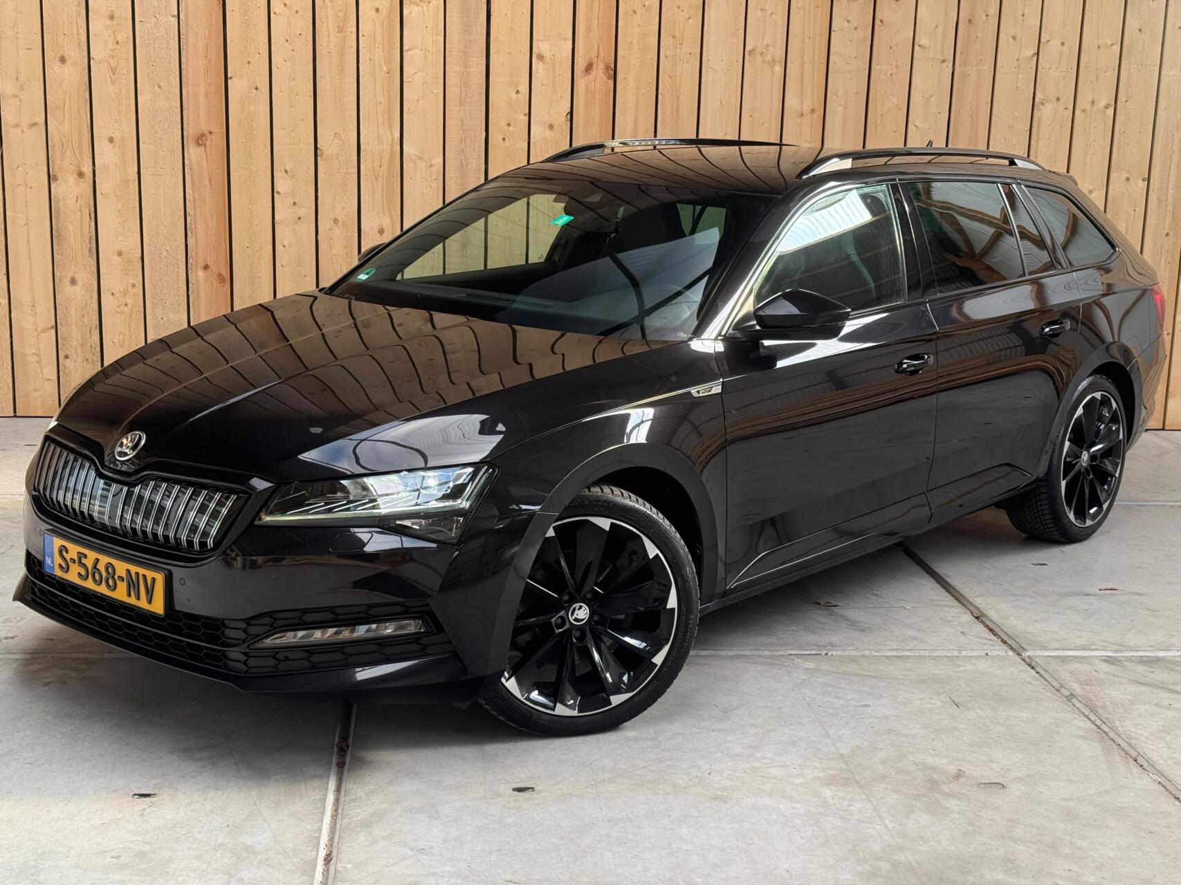 Foto van Skoda Superb