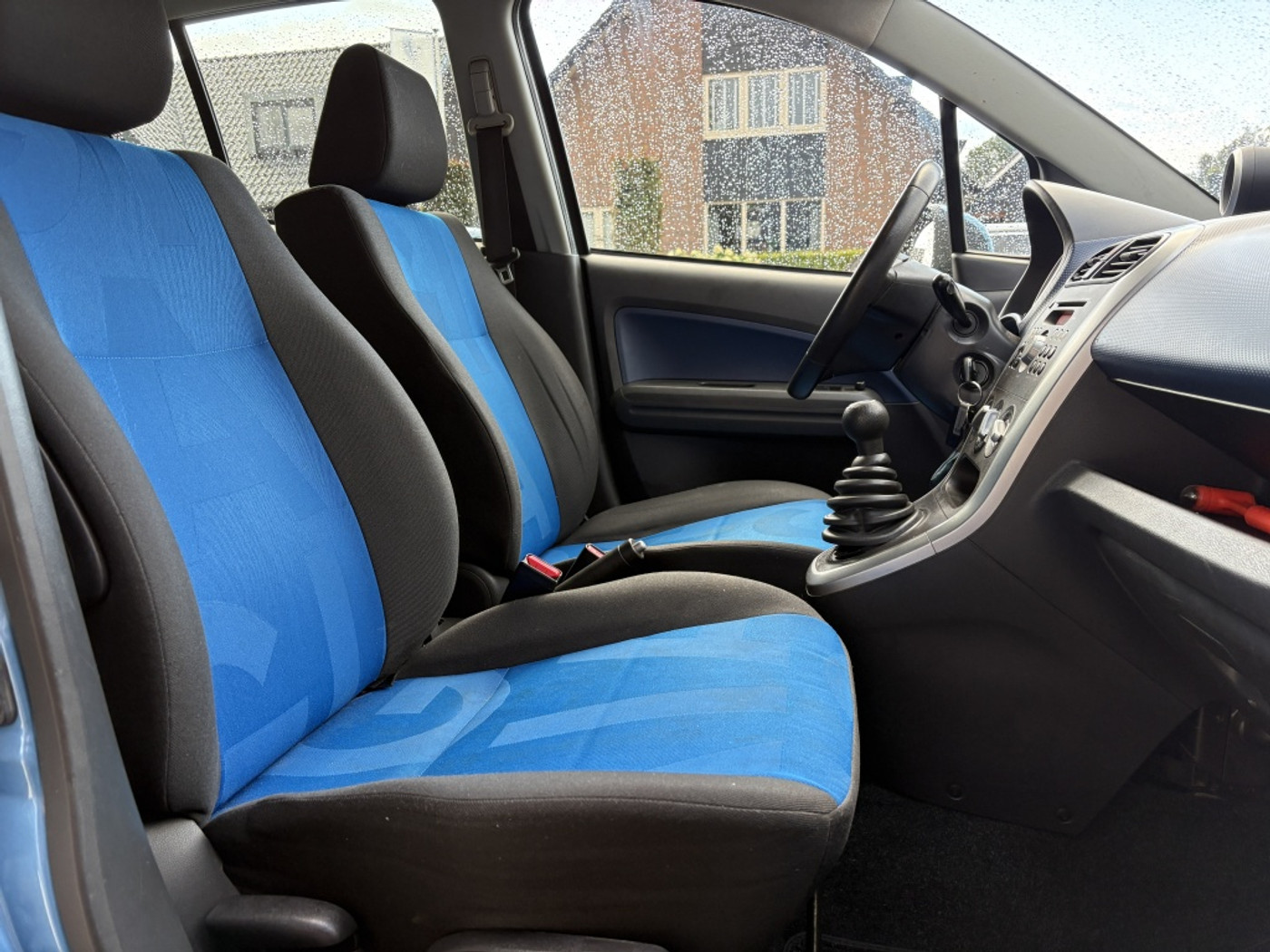 Foto van Opel Agila