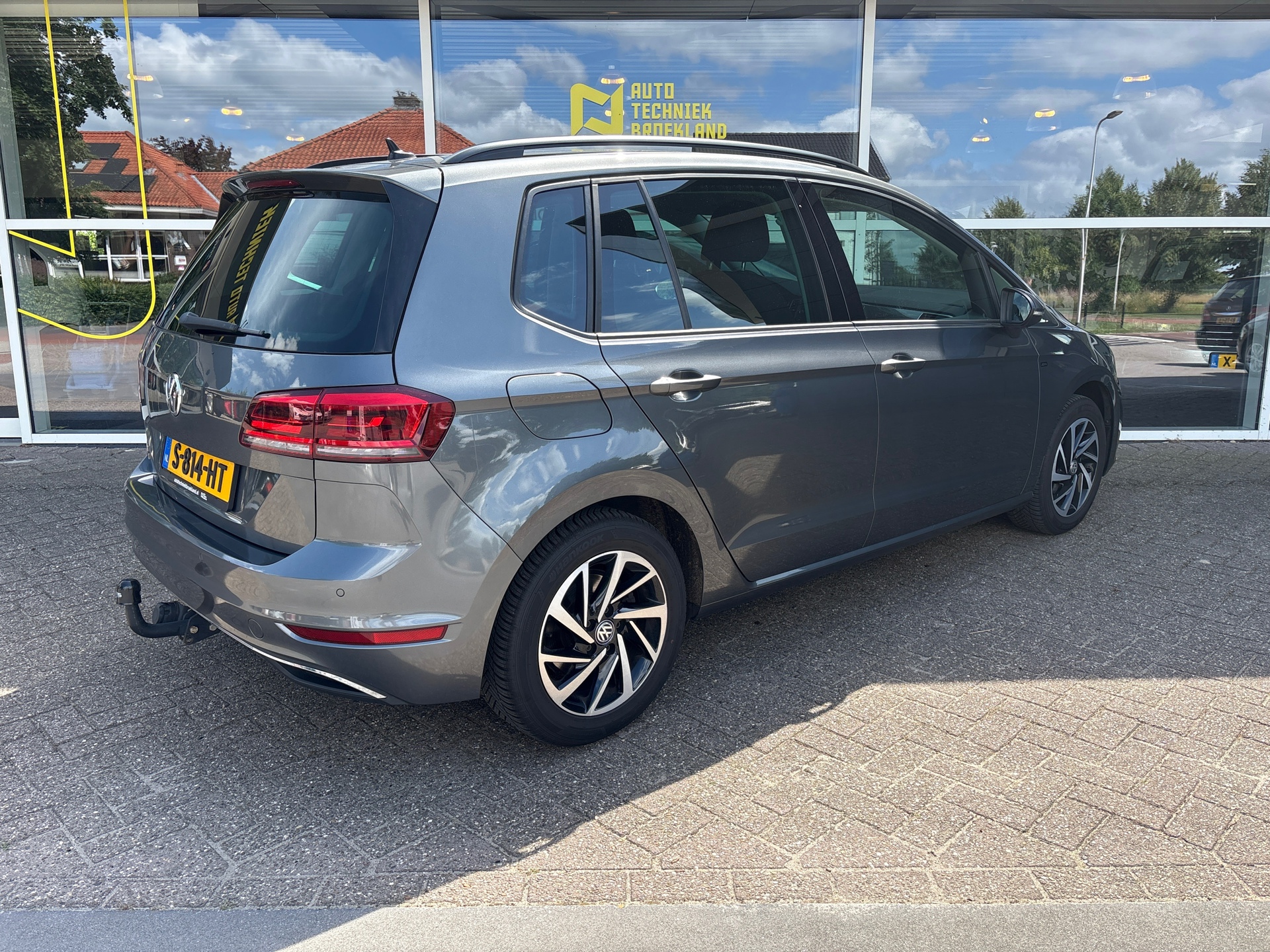 Foto van Volkswagen Golf Sportsvan