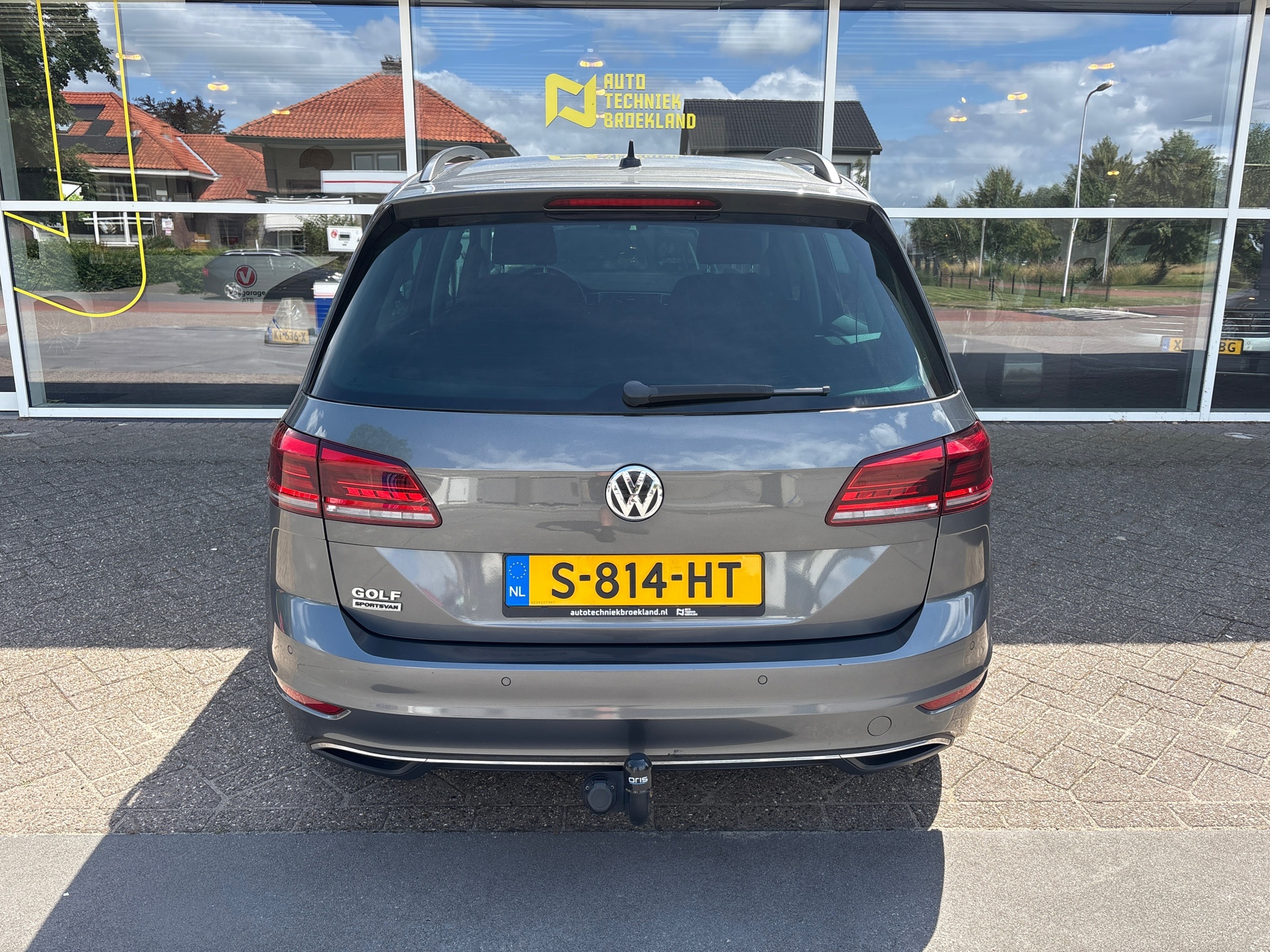 Foto van Volkswagen Golf Sportsvan