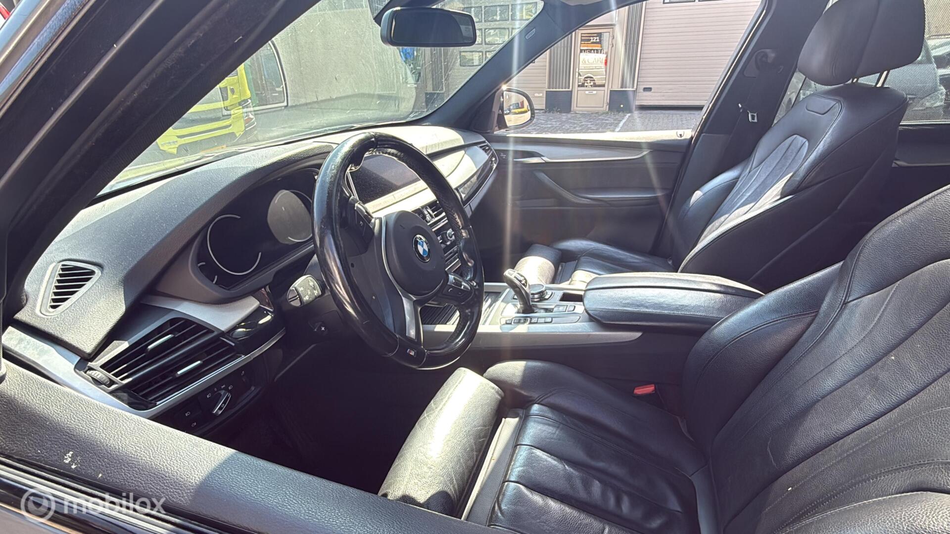 Foto van BMW X5 Xdrive30d