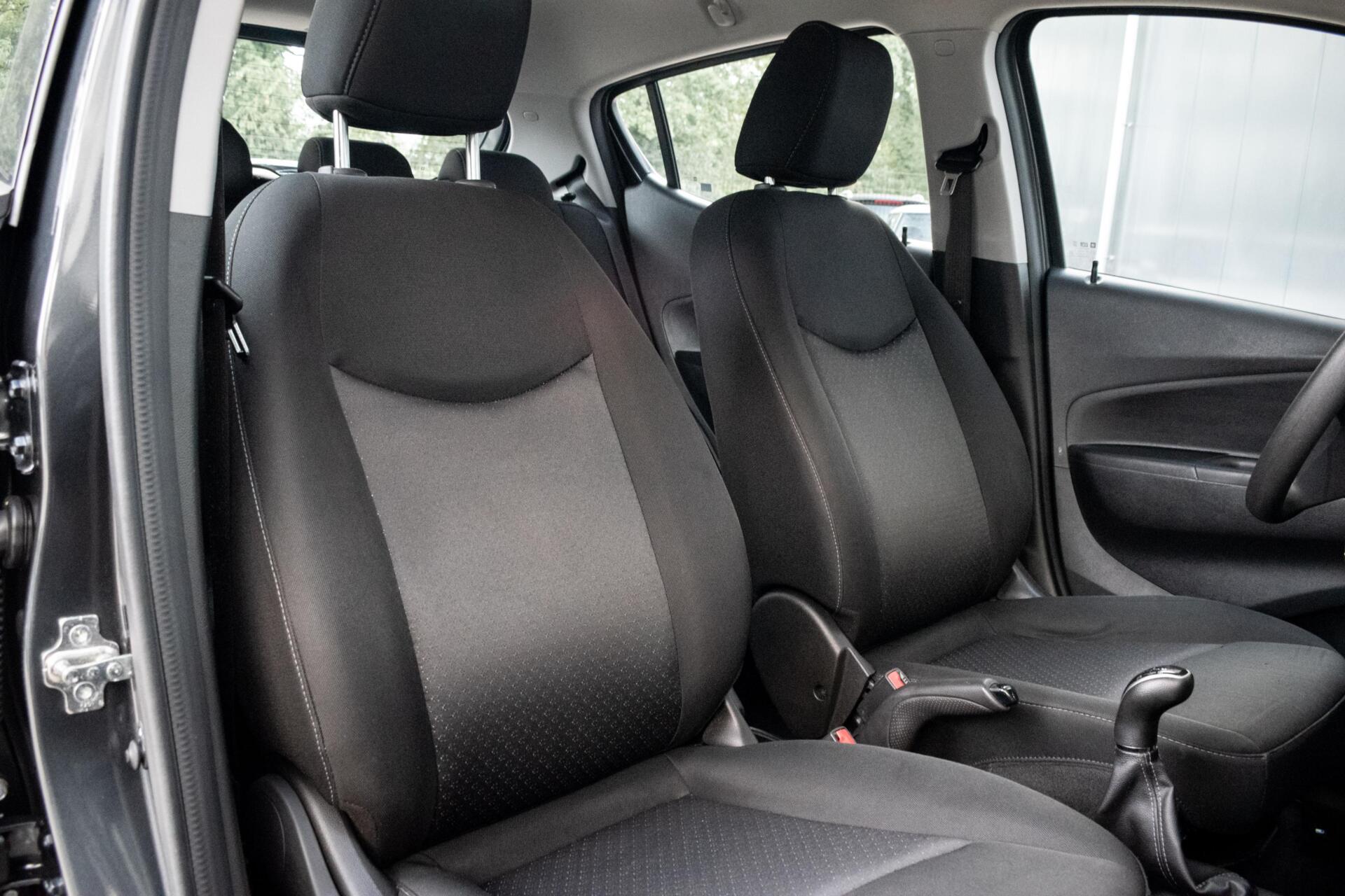 Foto van Opel Karl / Viva
