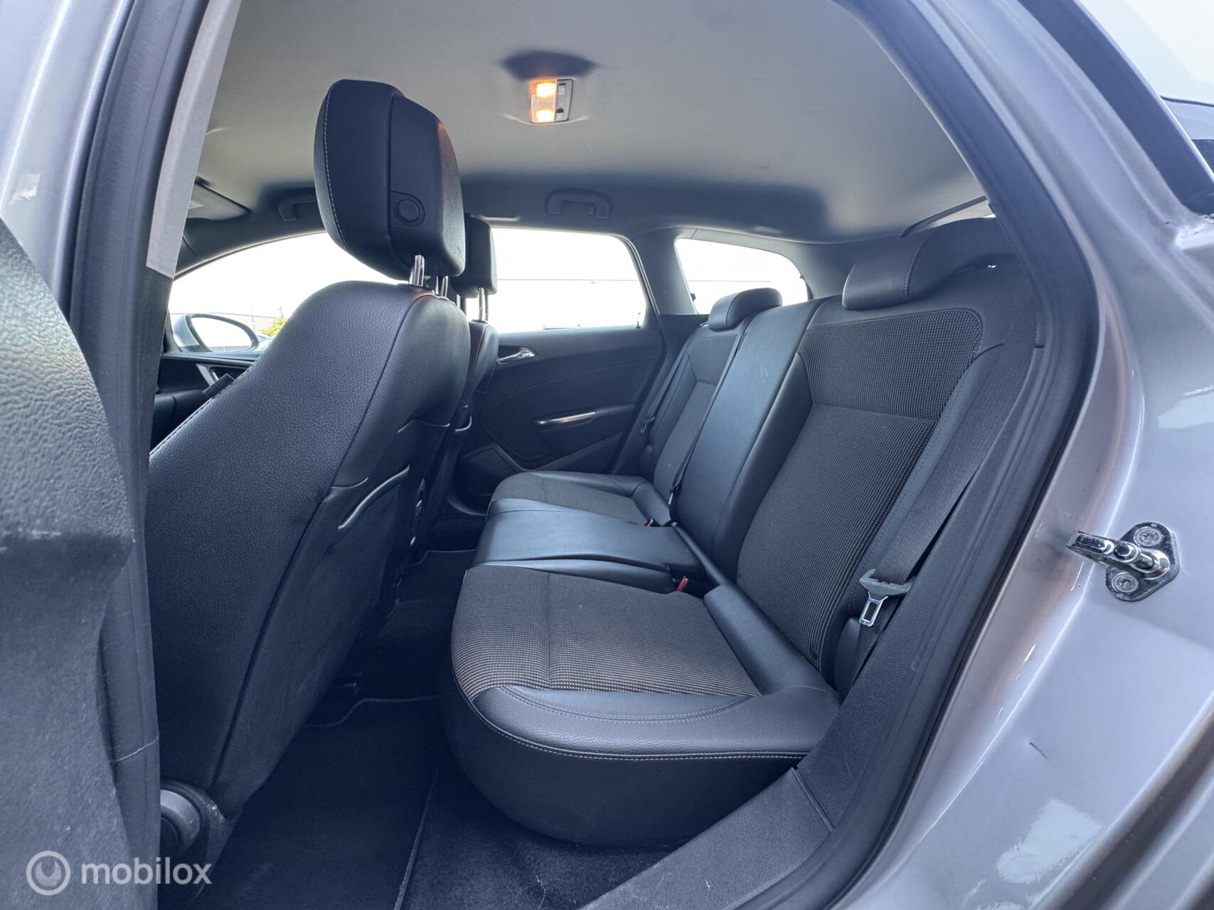 Foto van Opel Astra Sports Tourer