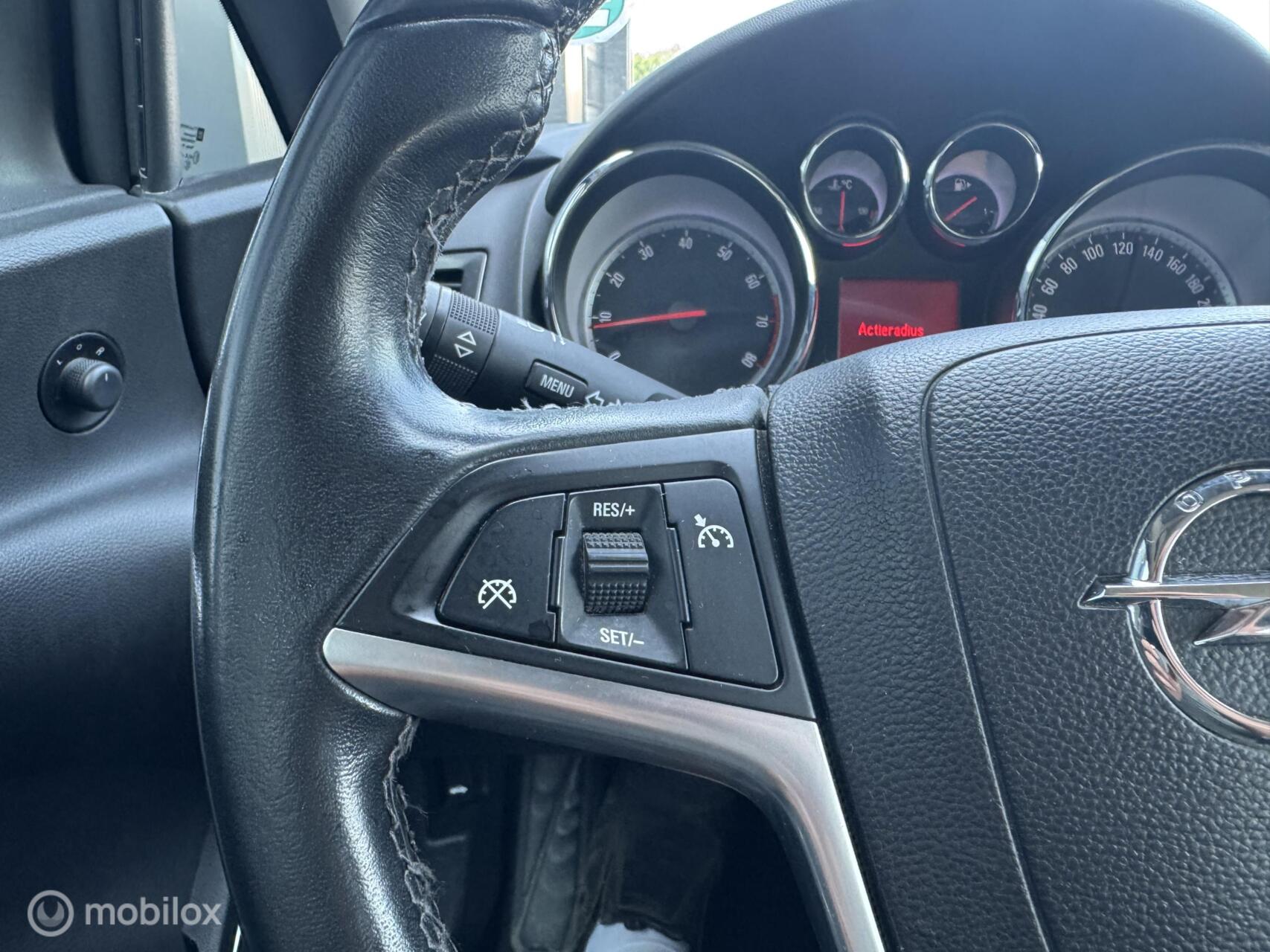 Foto van Opel Astra Sports Tourer