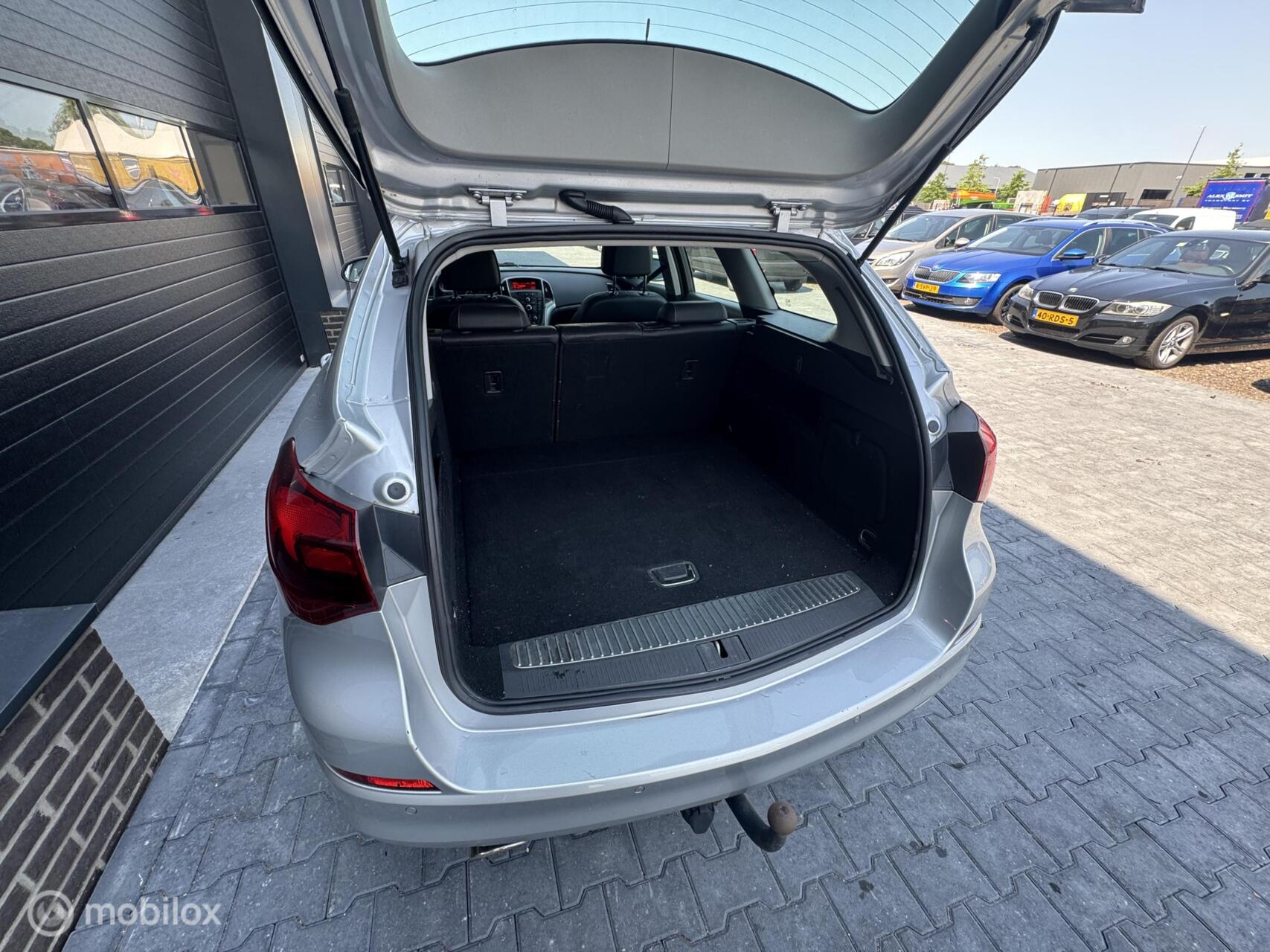 Foto van Opel Astra Sports Tourer