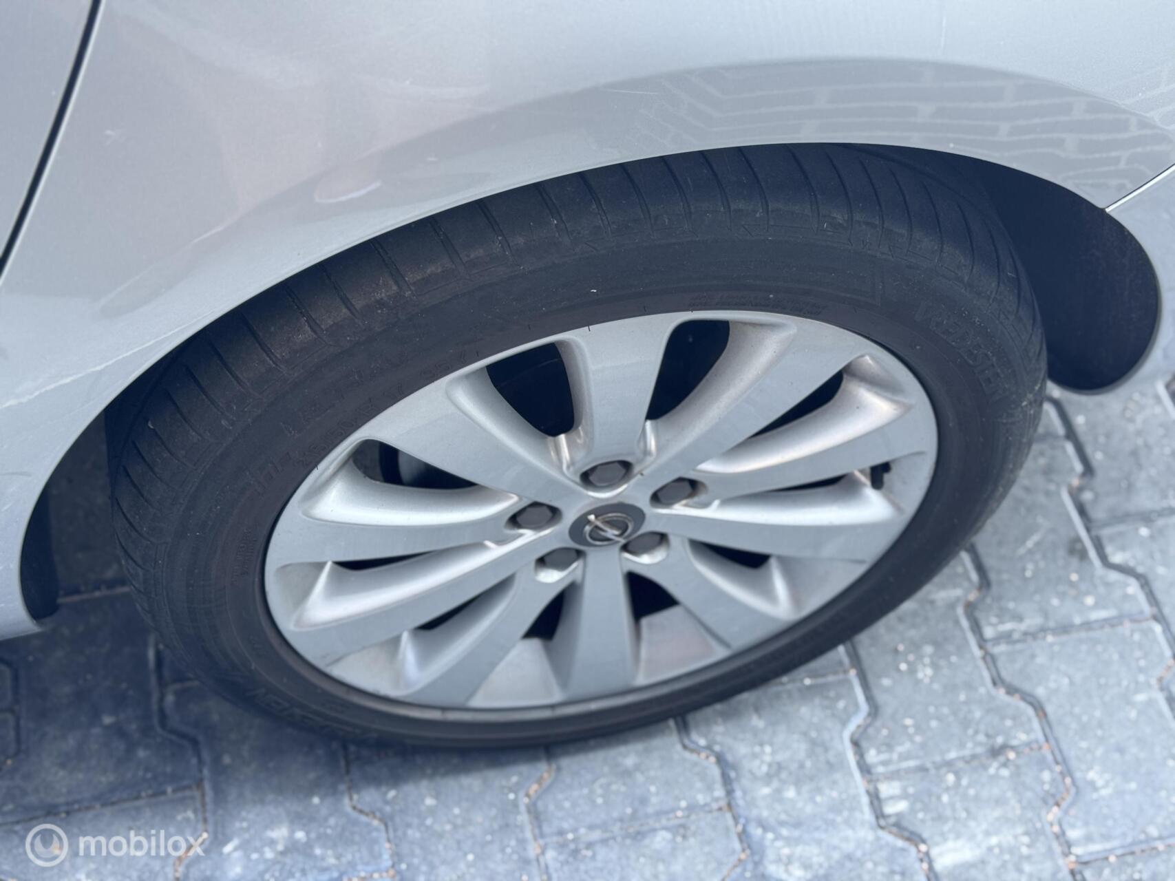 Foto van Opel Astra Sports Tourer