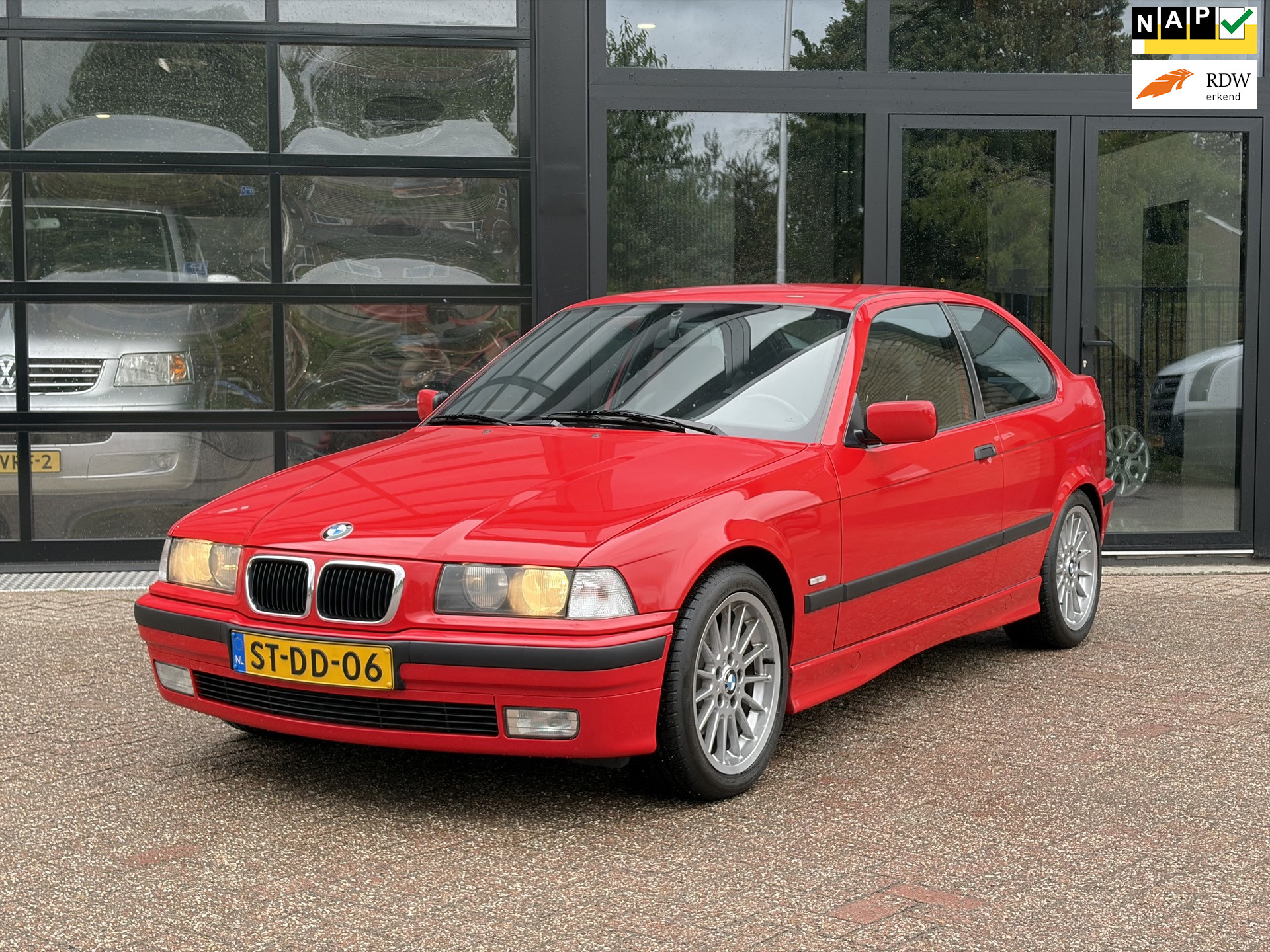 BMW 3er Reihe 323ti  - Orig. NL - Uniek 1998 - voorkant