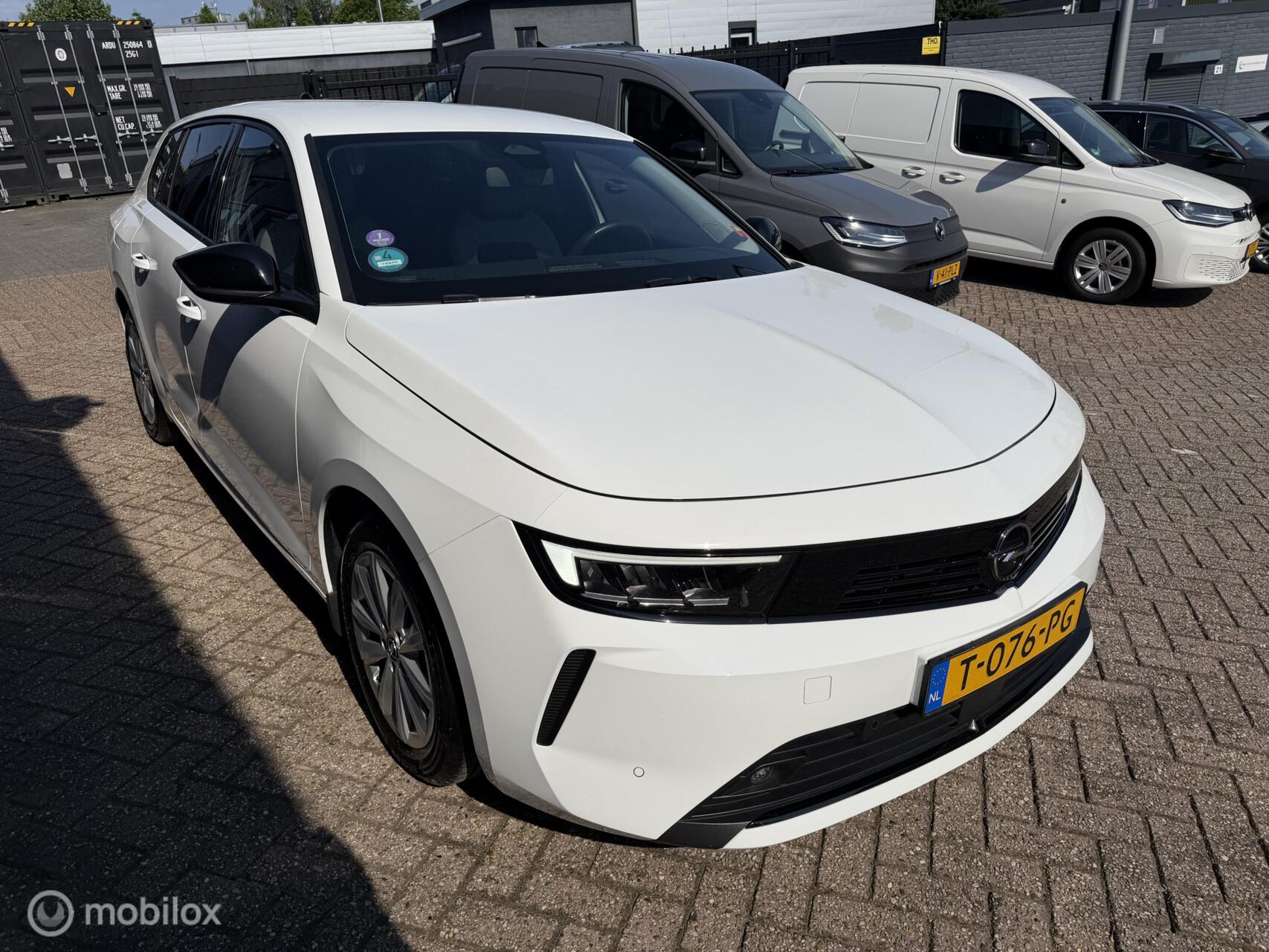 Foto van Opel Astra Sports Tourer