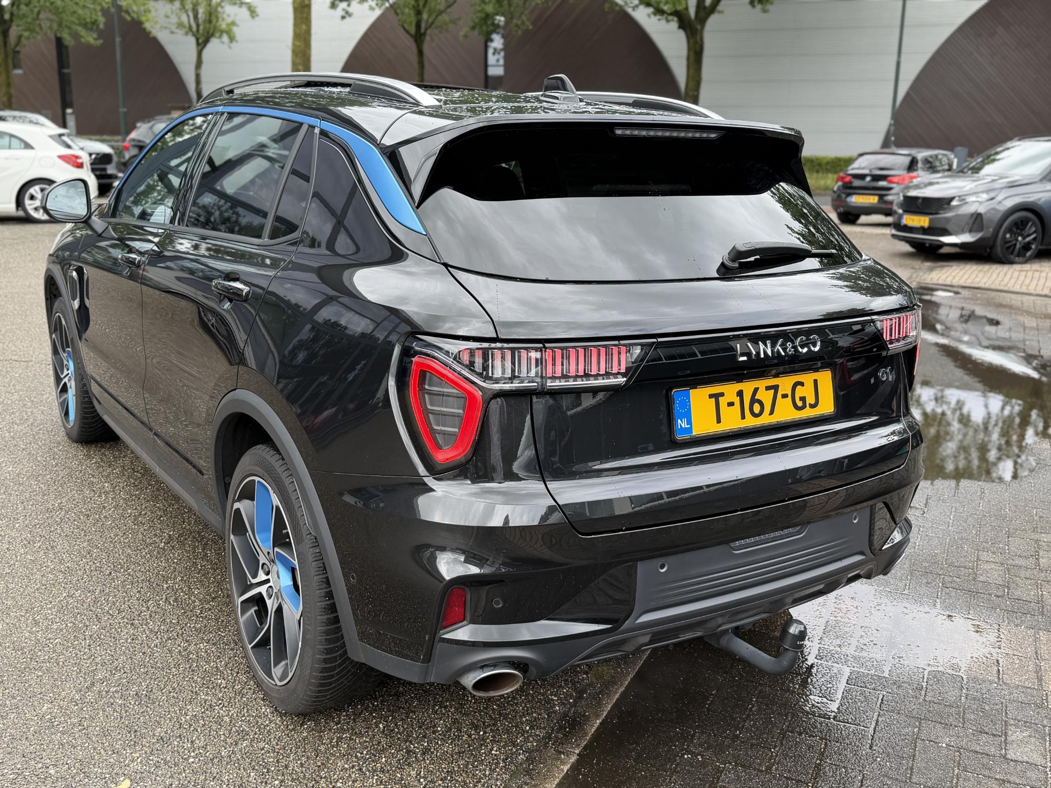 Foto van Lynk&co LYNK & Co 01