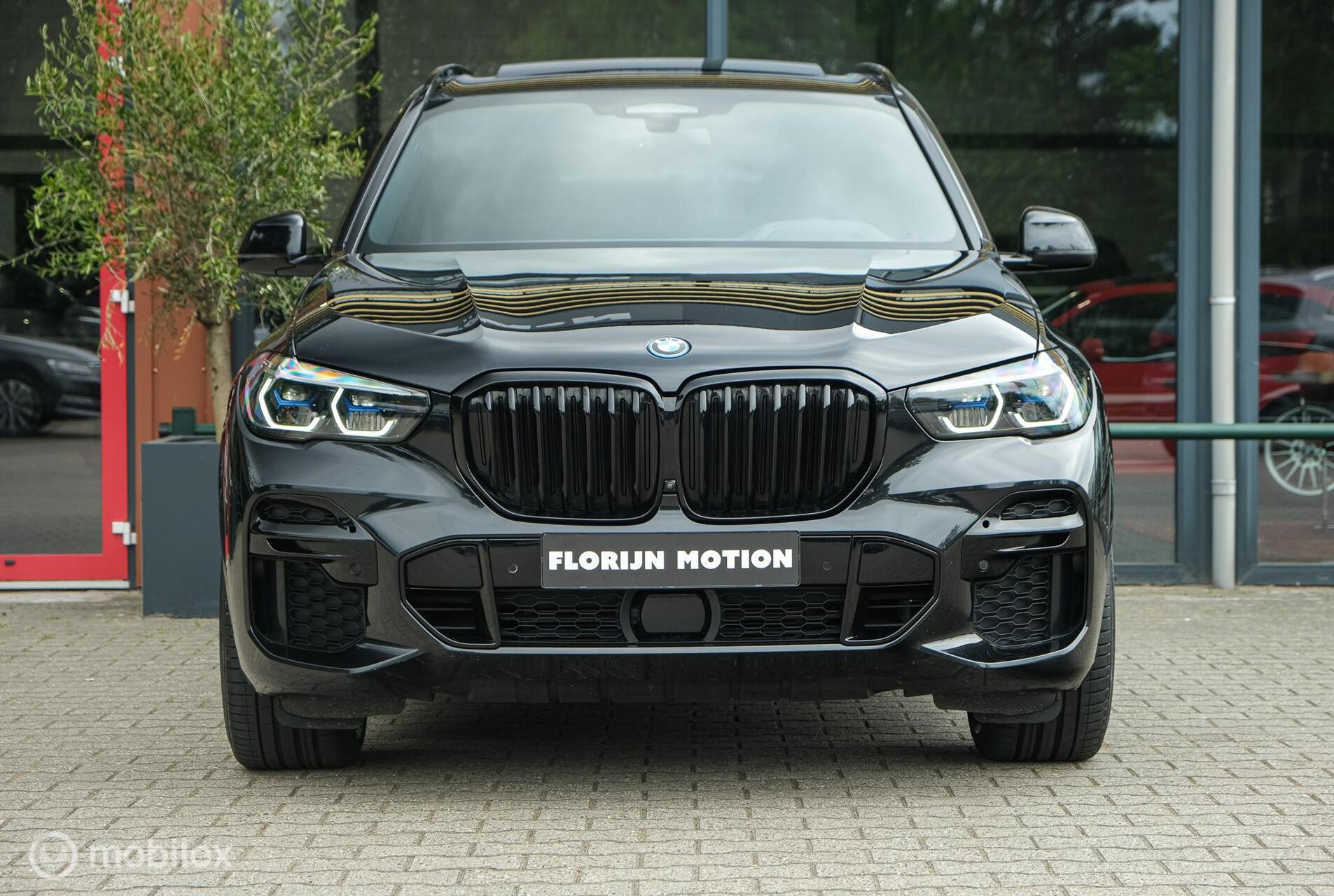 Foto van BMW X5 Xdrive45e