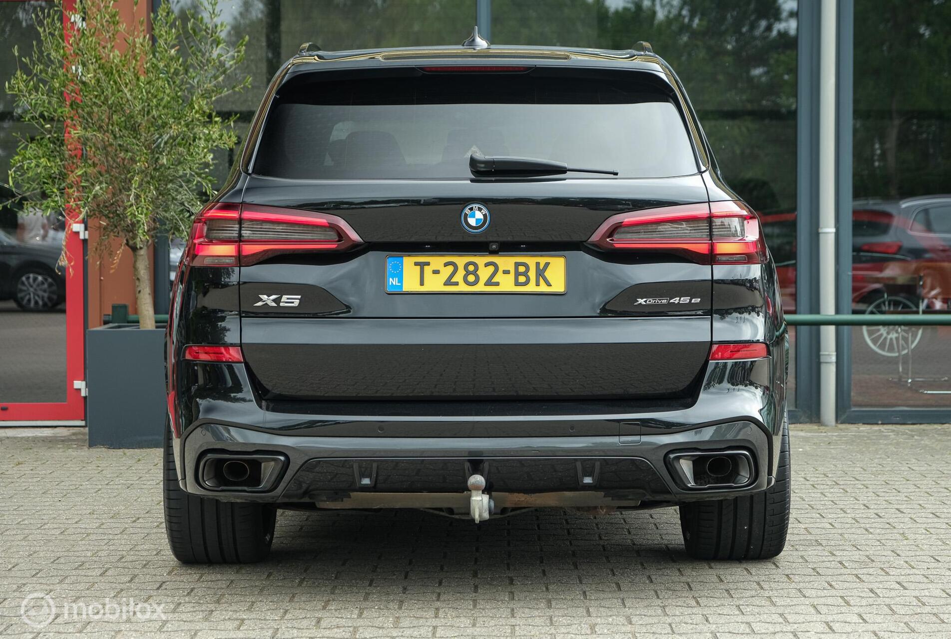 Foto van BMW X5 Xdrive45e