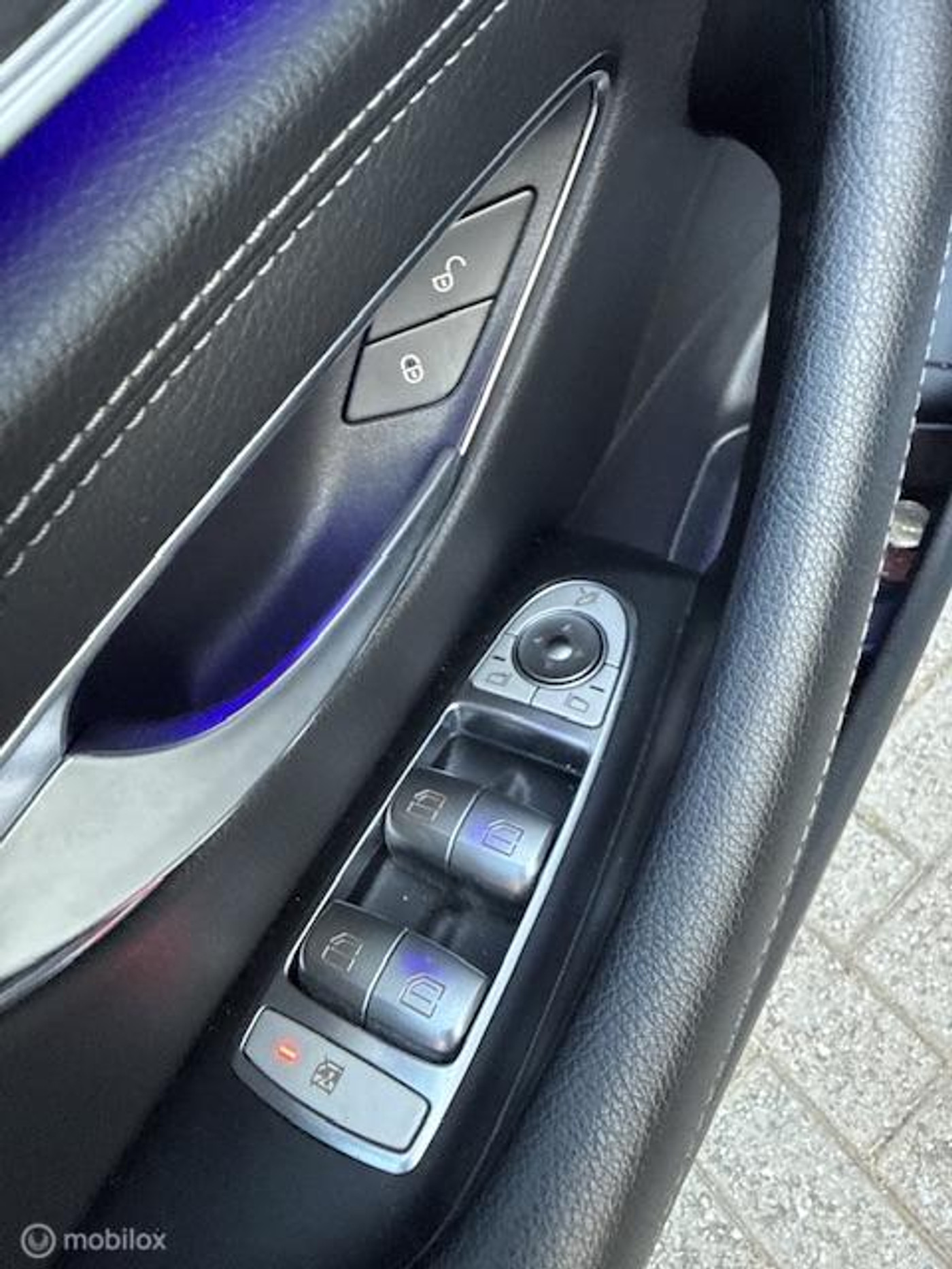 Foto van Mercedes-Benz E 350 E