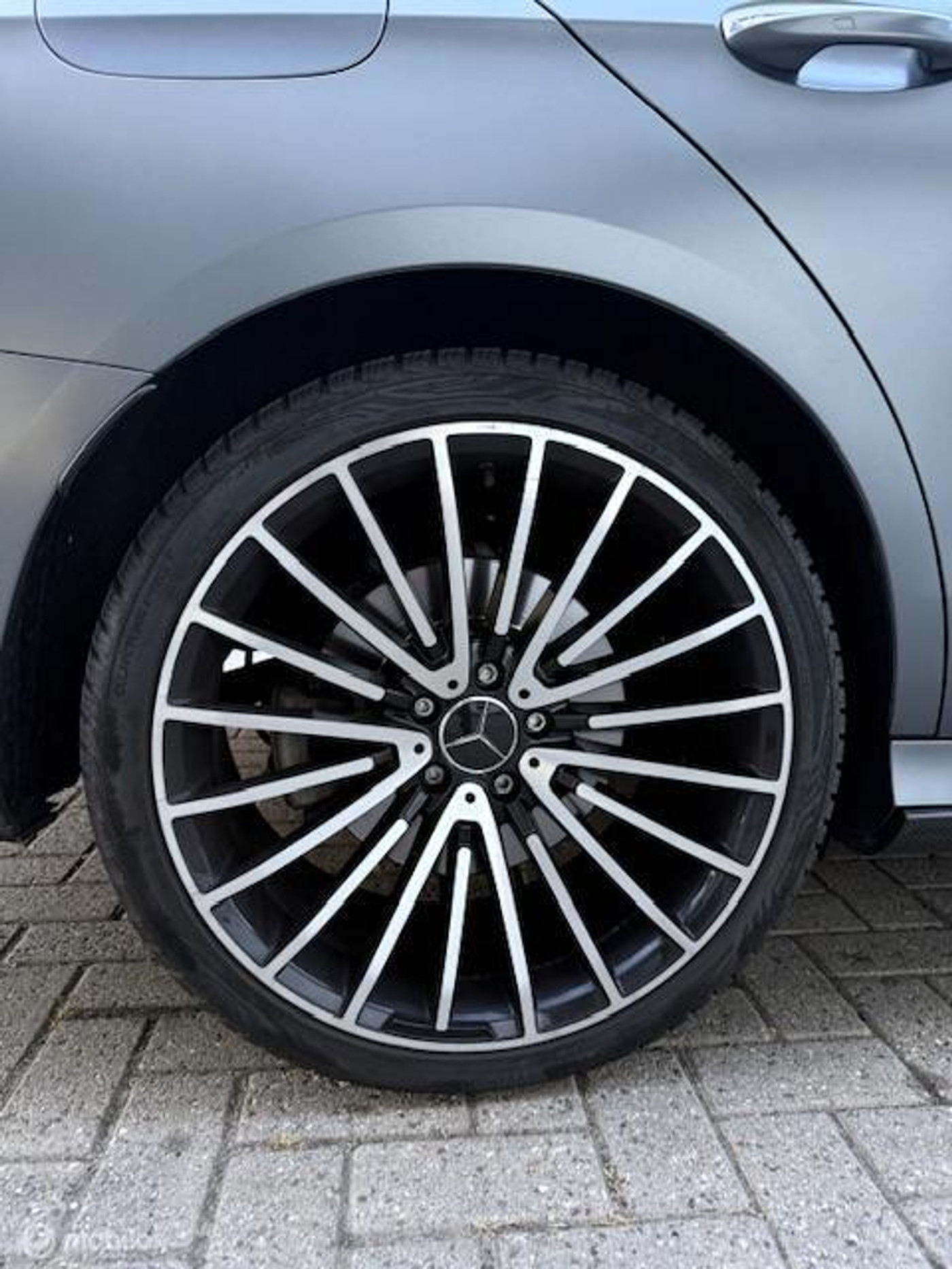 Foto van Mercedes-Benz E 350 E