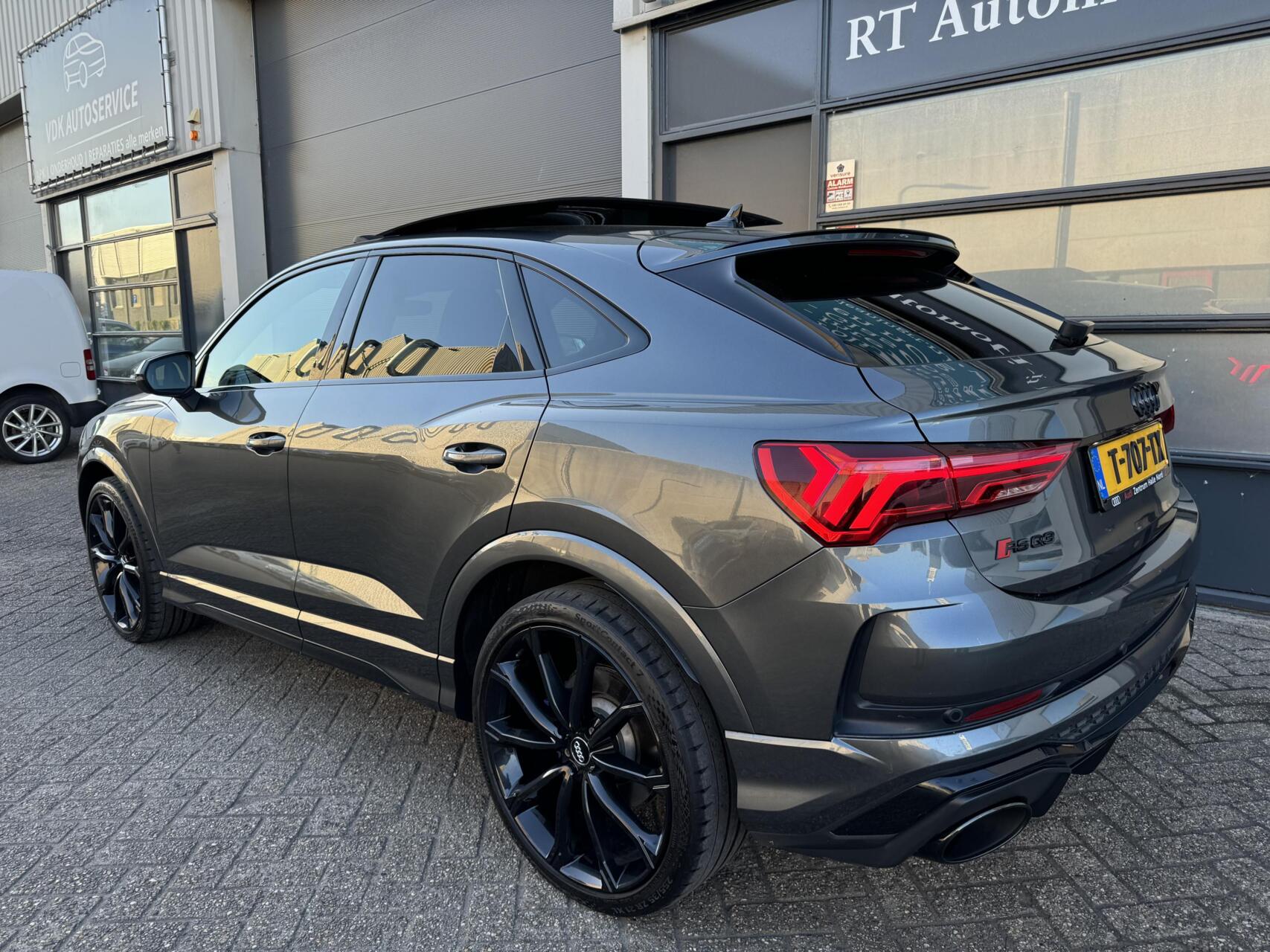 Foto van Audi RS Q3 Sportback